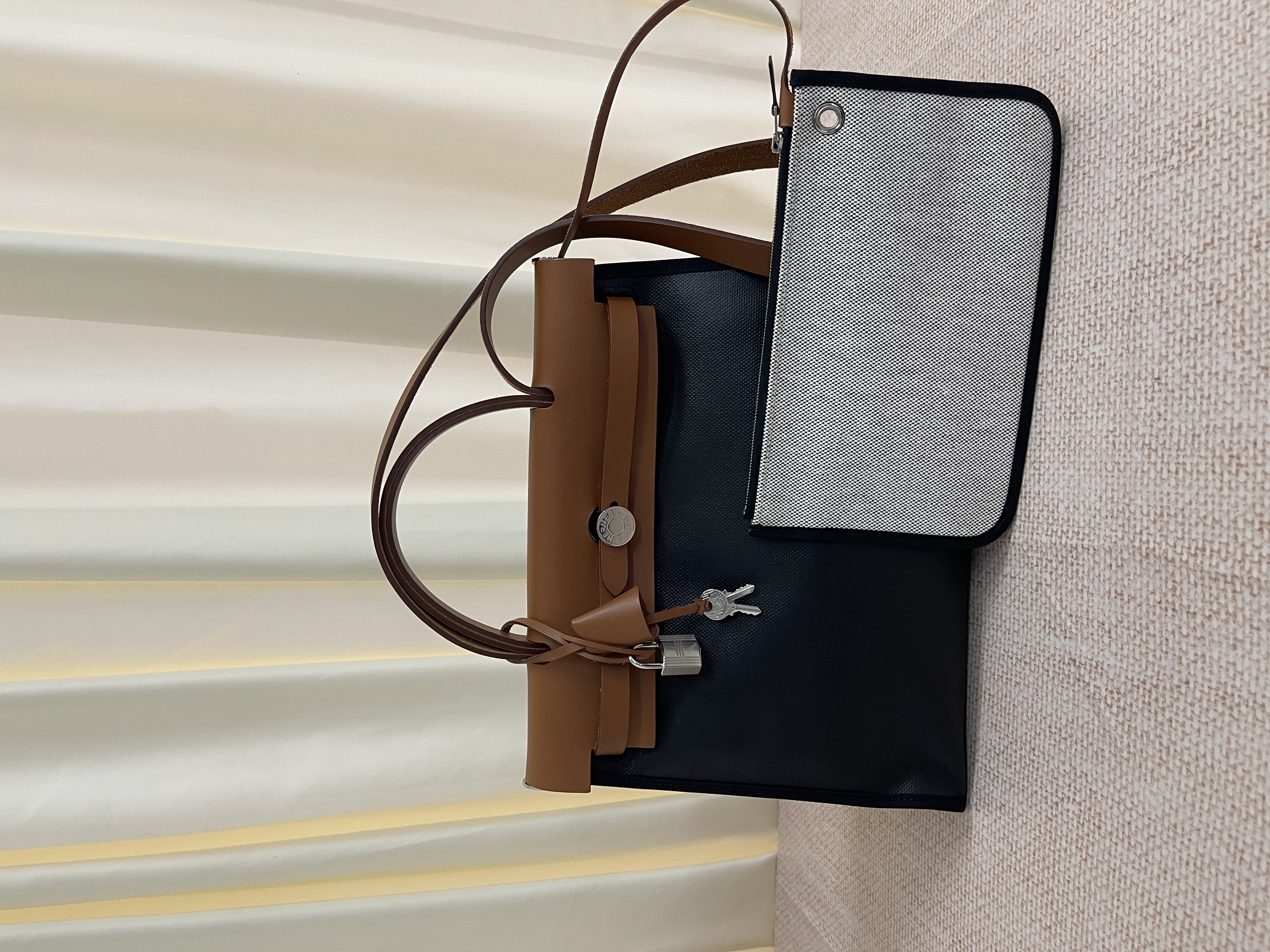 Pre-owned Hermes Herbag/ Stamp W/ Product Code: 26041506