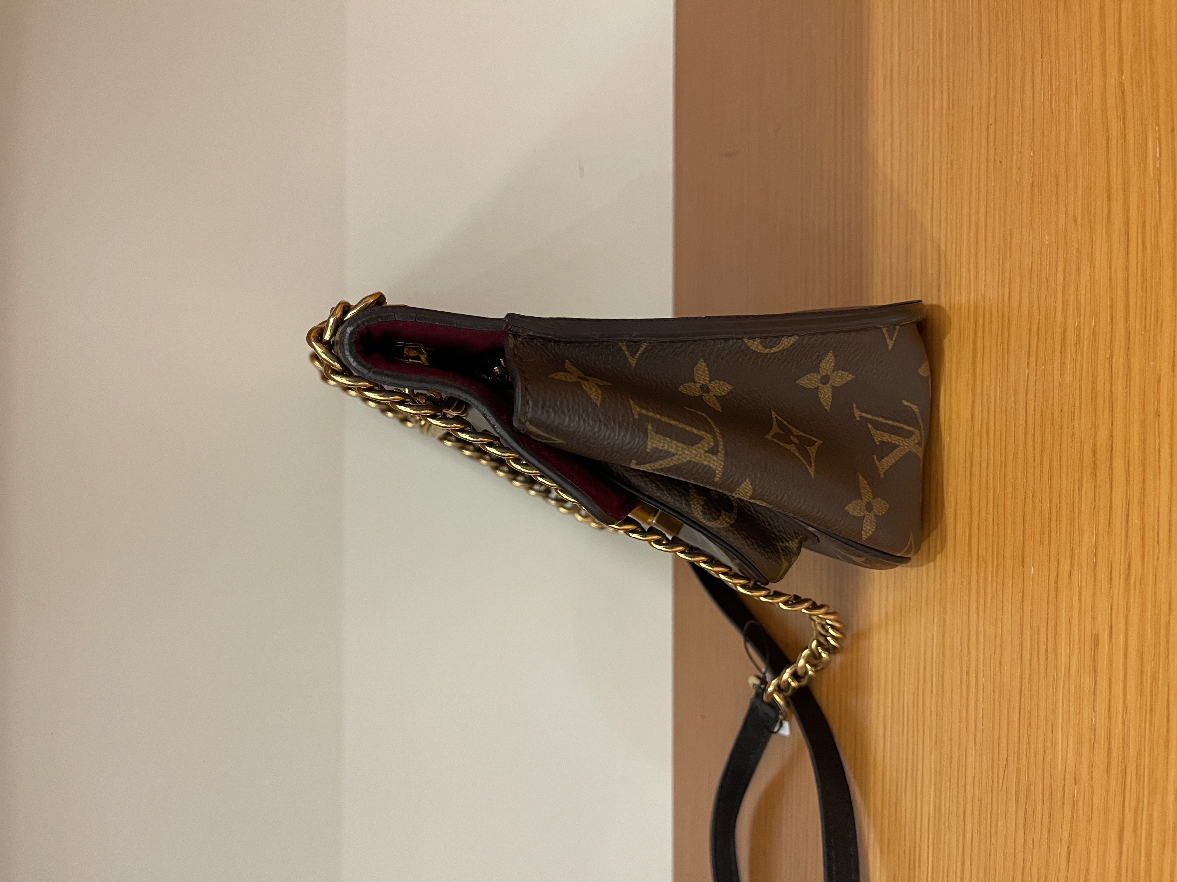 直播貨品 |  [1個-$100 2個-$300］HH31