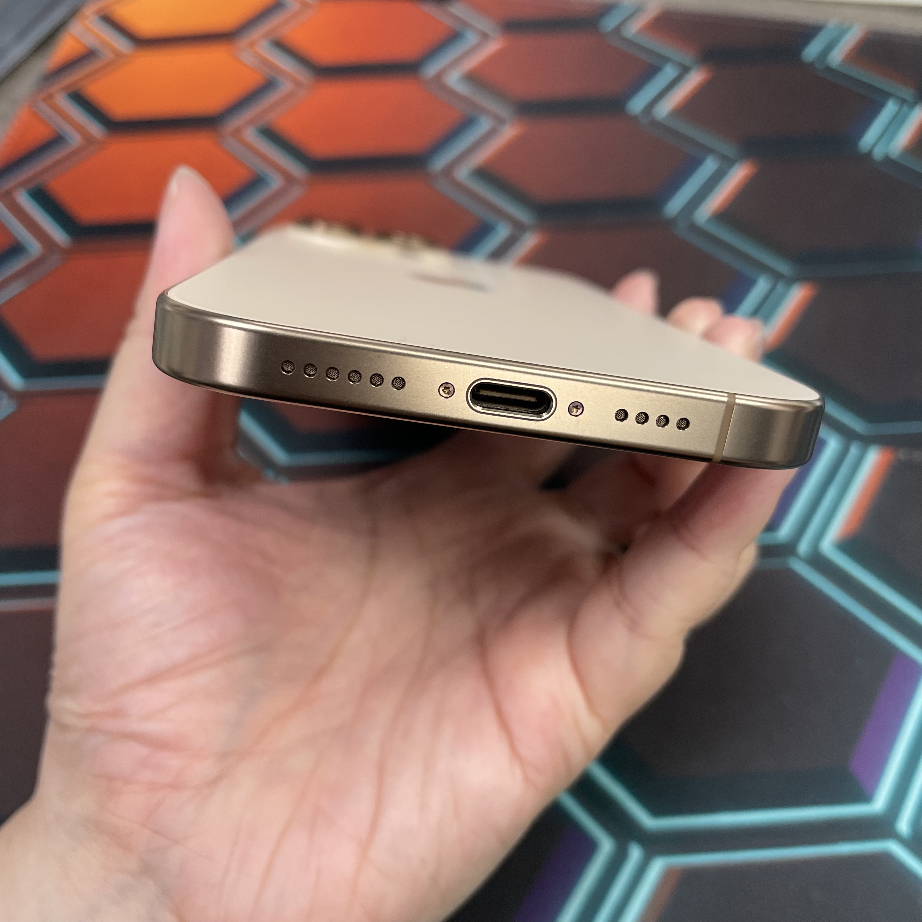 *8053 16 Pro max 完美機 512GB 電89 沙色 gold