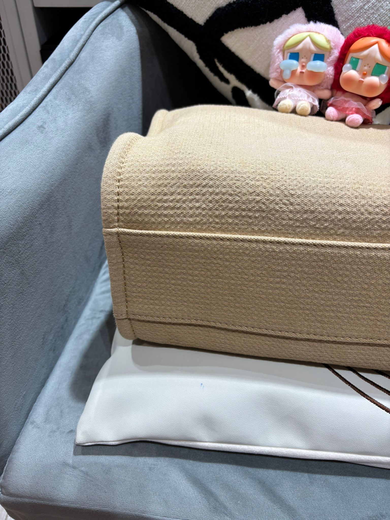 Chanel deauville tote bag with pouch 100%Authentic,98%new ✅晶片✅dust bag✅pouch 