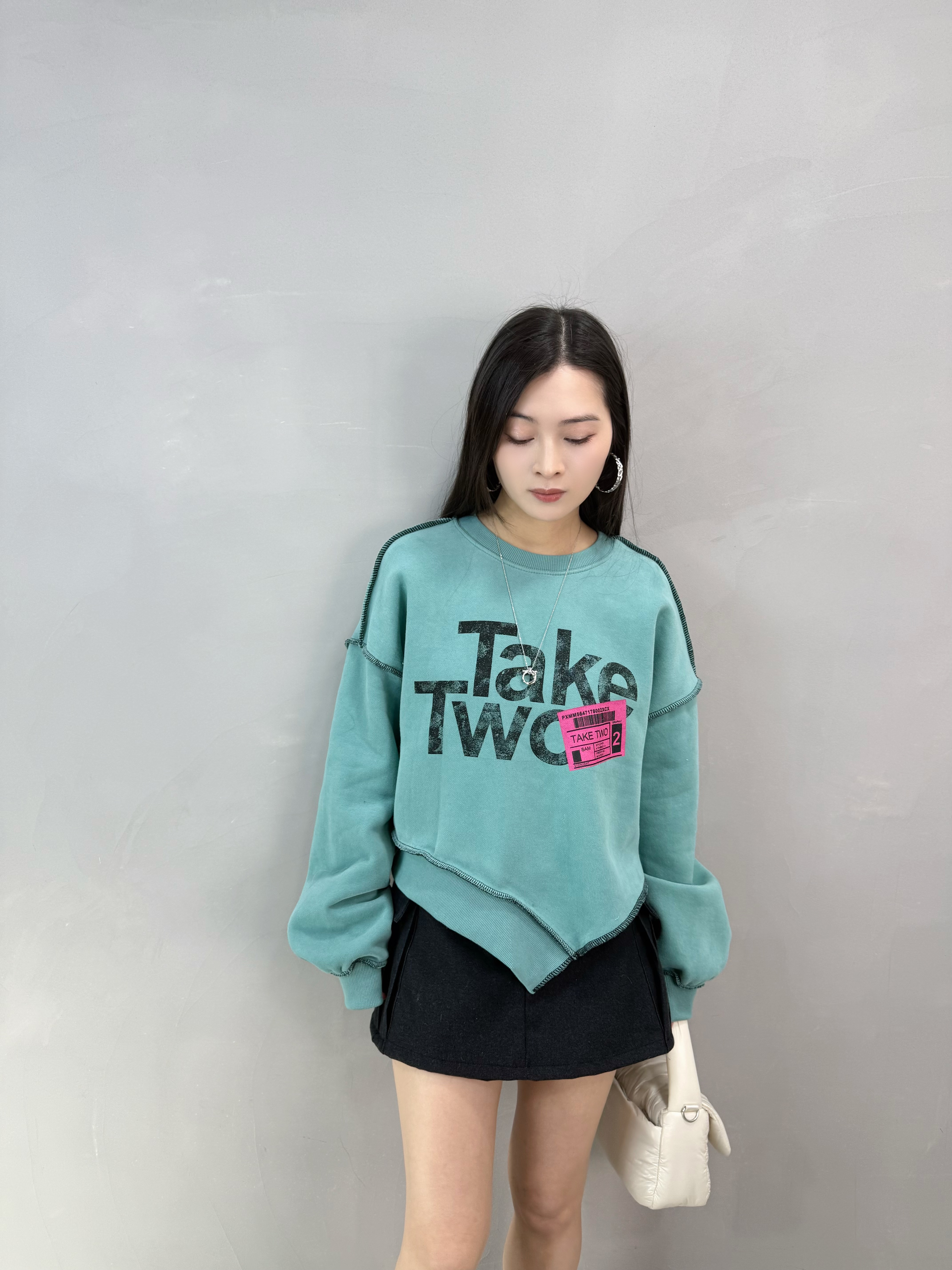 E77 不規則腳加絨衛衣