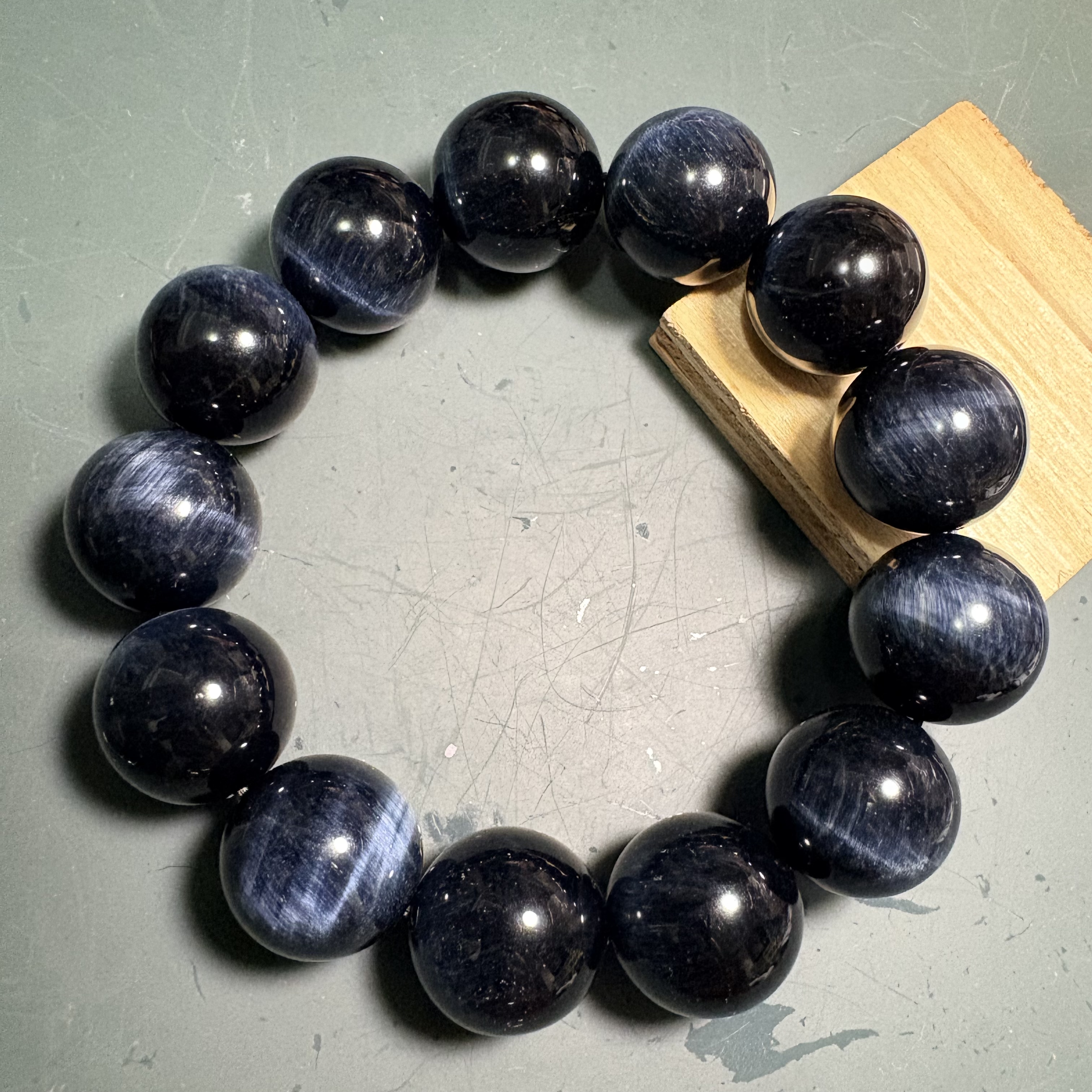 藍虎眼石手串 No.2179 規格：18mm珠18cm 手圈