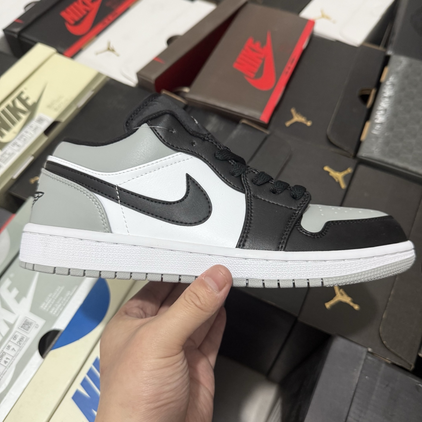 Nike Air Jordan 1 Low "Shadow Toe" 553558-052