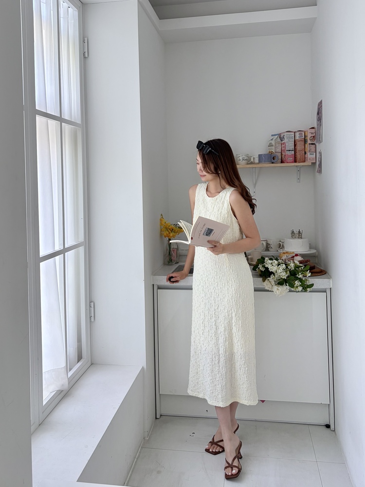 Ruched Slim Dress (Cream)