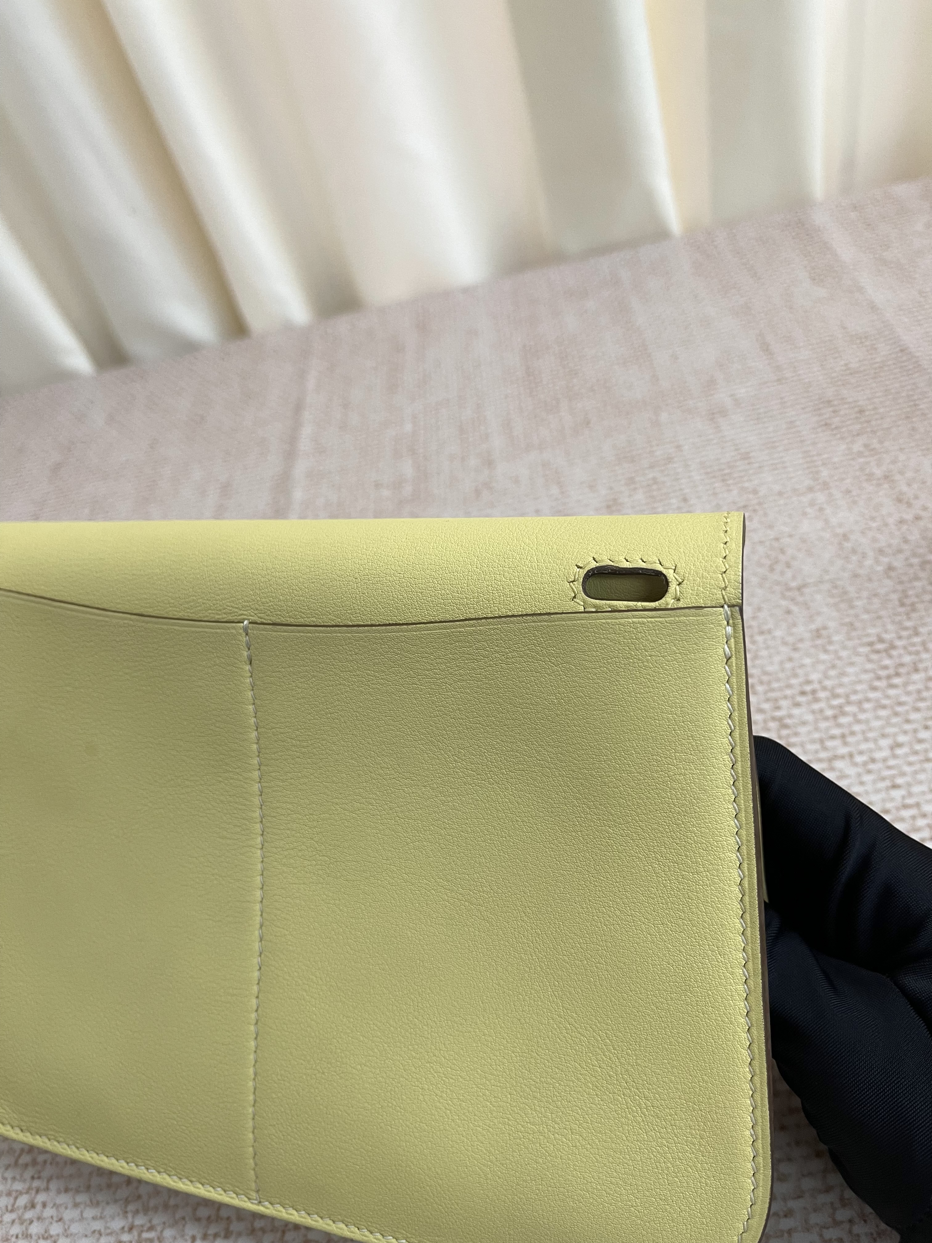 Pre-owned Hermes Halzan/ Product Code: 26021113