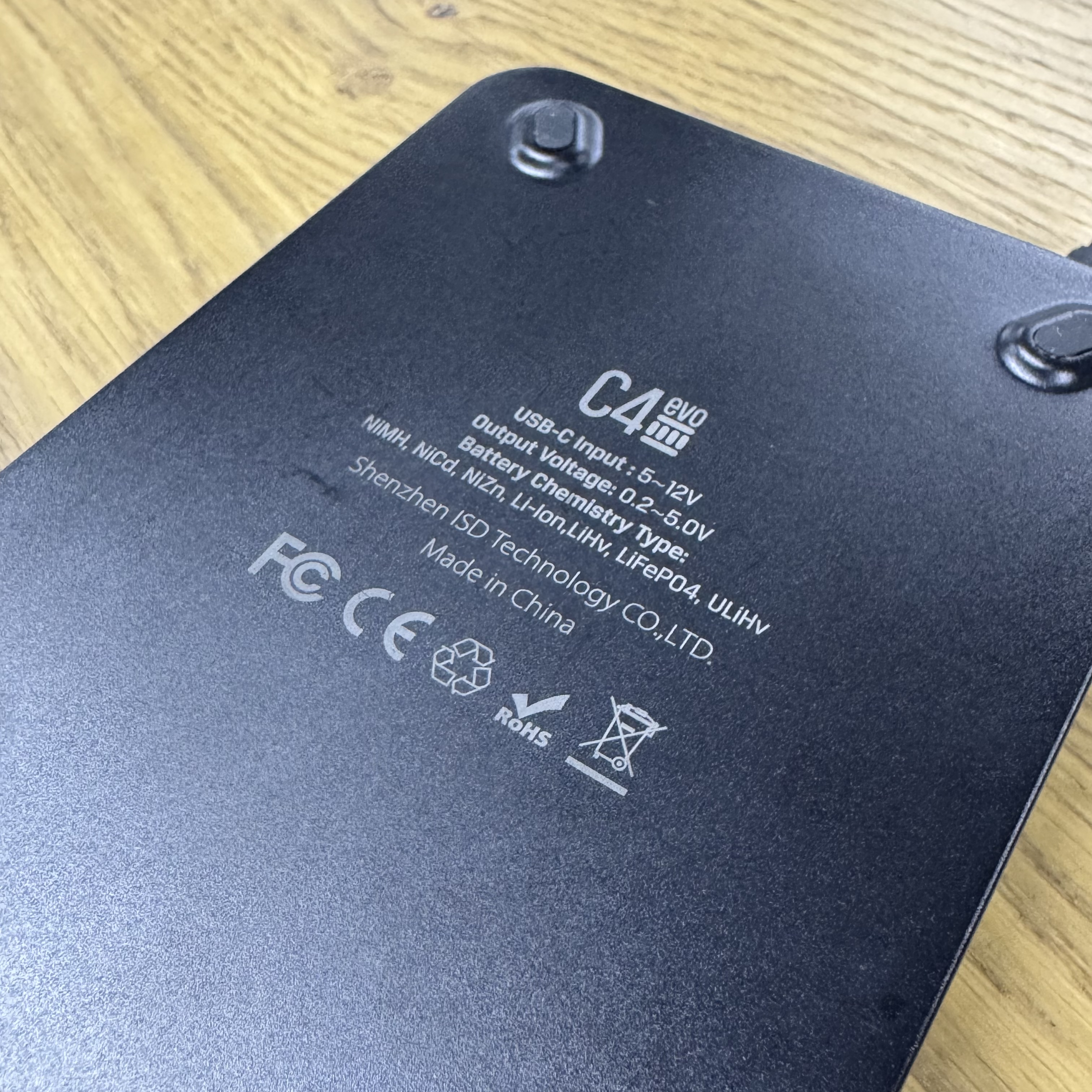 iSTC Kyosho Speed House Multicell Charger EVO  (中古Refurbished products)