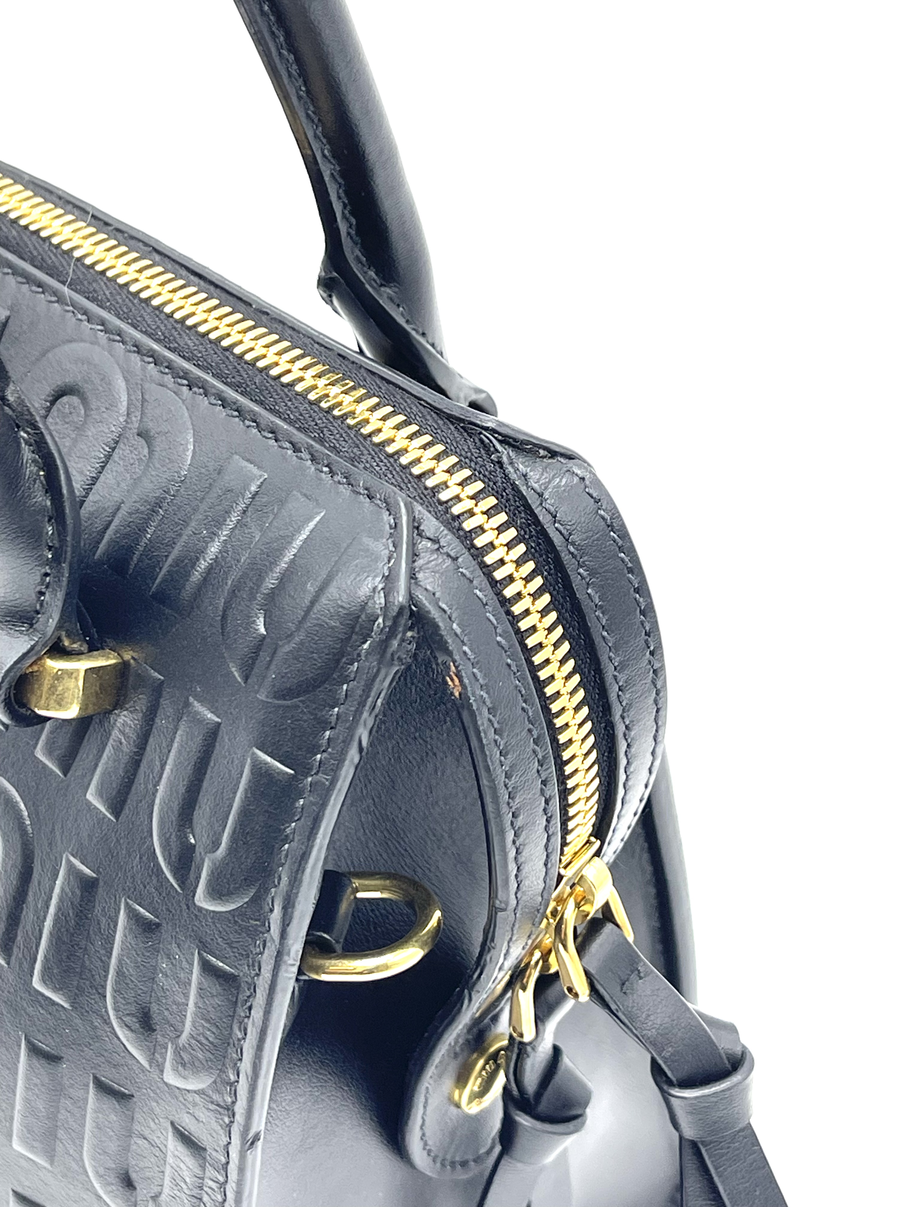 Pre-owned Miu Miu City Calf Logo / Product code: 26032801