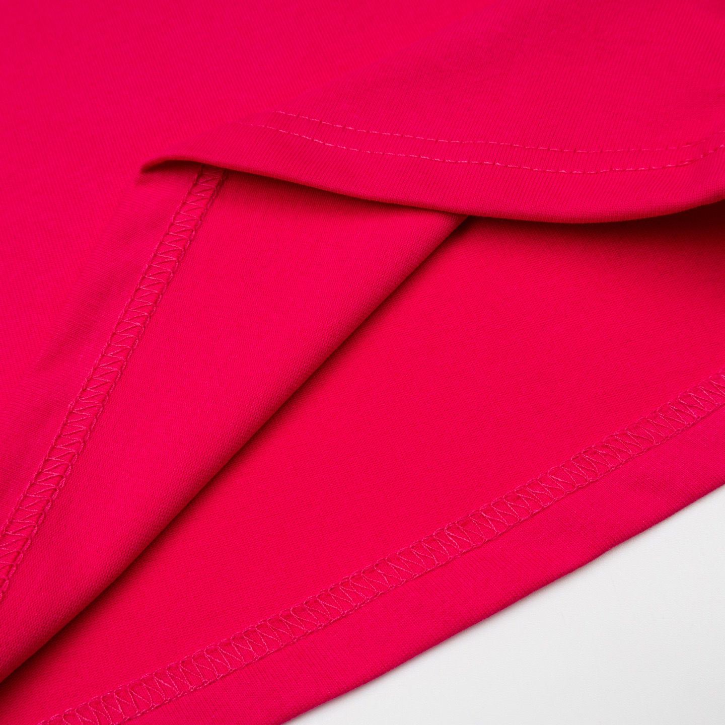 Mardi Mercredi Brush Logo Tee