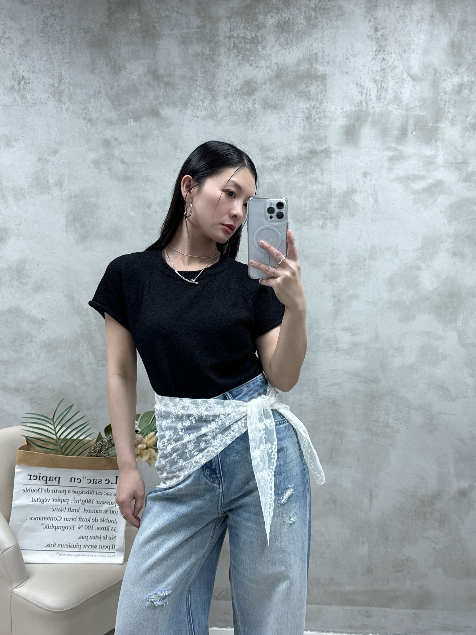 A09 捲邊凈色針織Top