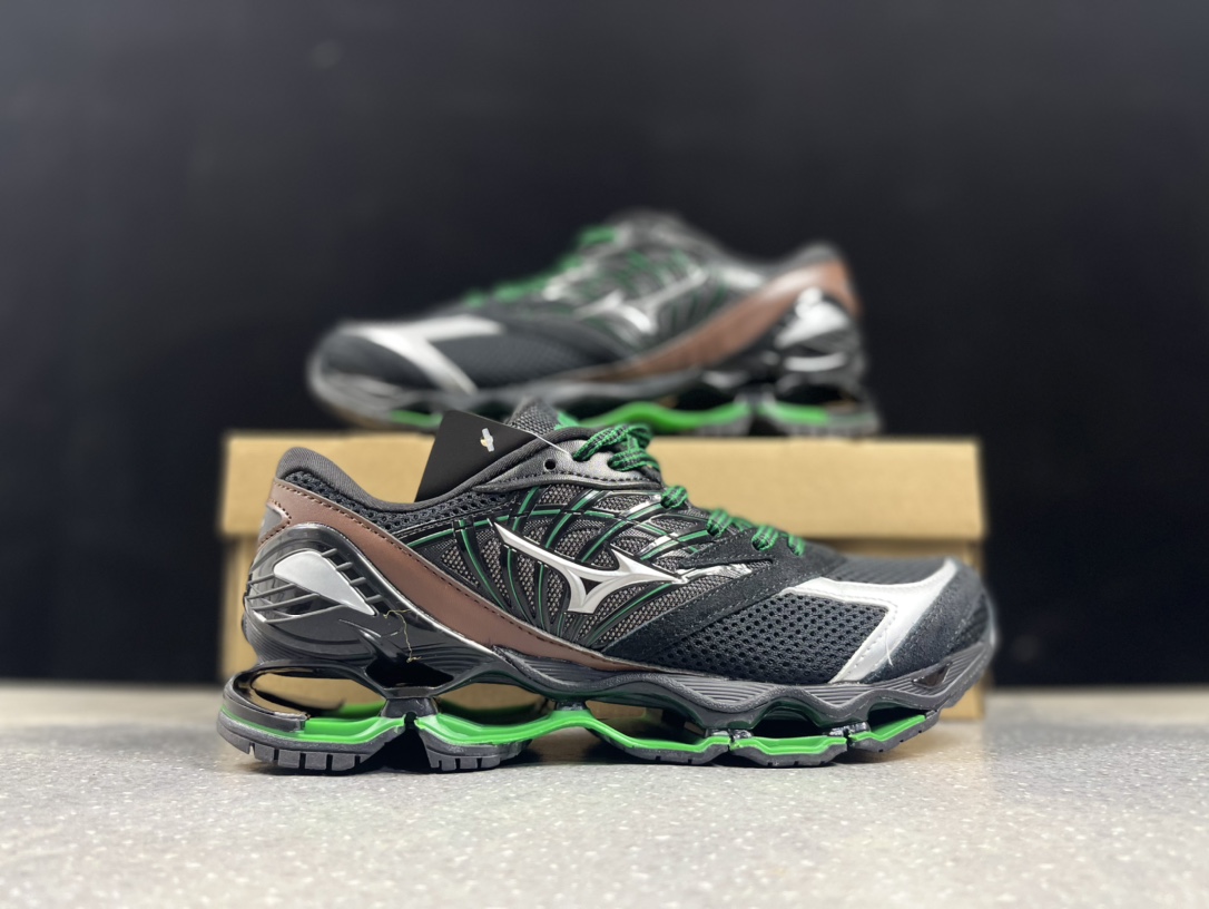 Mizuno Wave Prophecy LS 