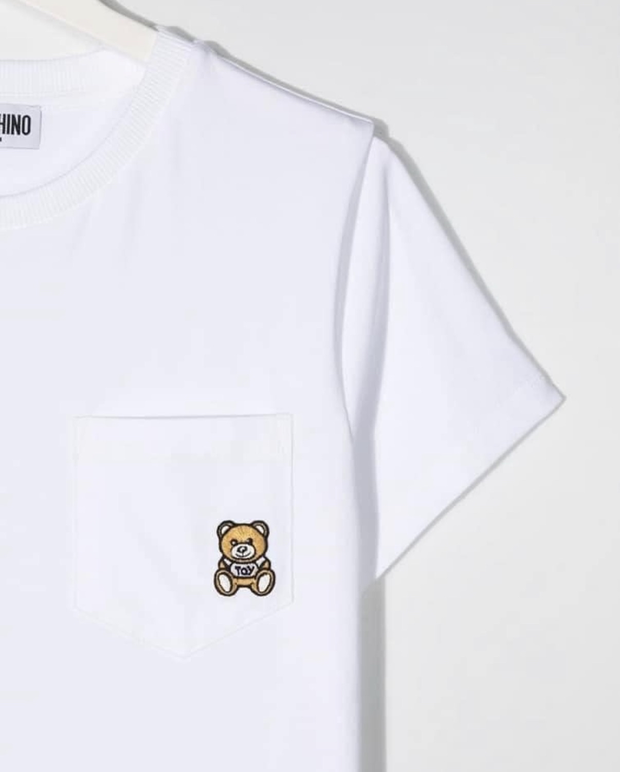 Moschino 刺繡熊仔pocket 白色Tee（童裝14碼）