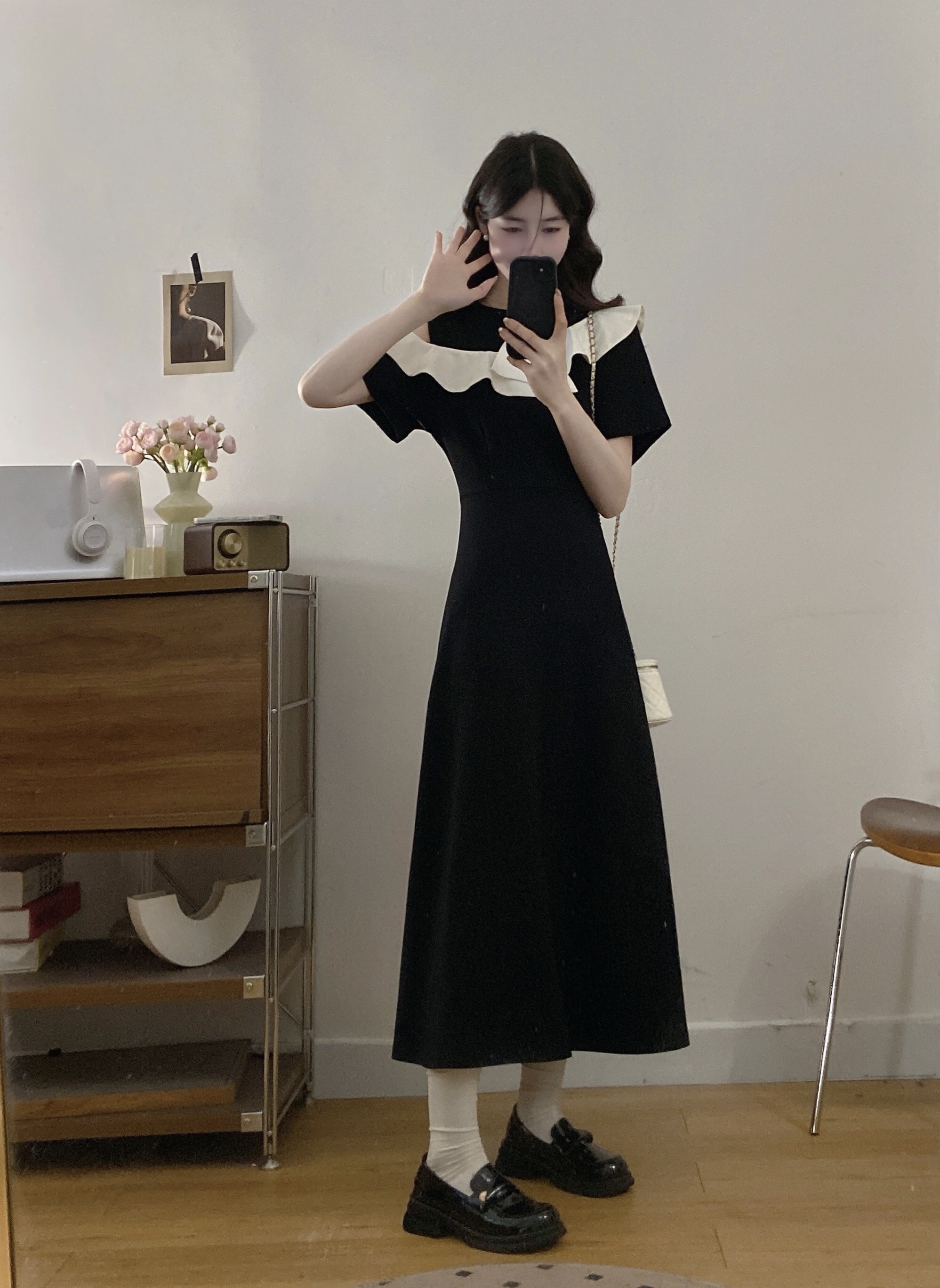 B88(1992长) 长款法式气质斜排荷叶边单边露肩黑连身裙