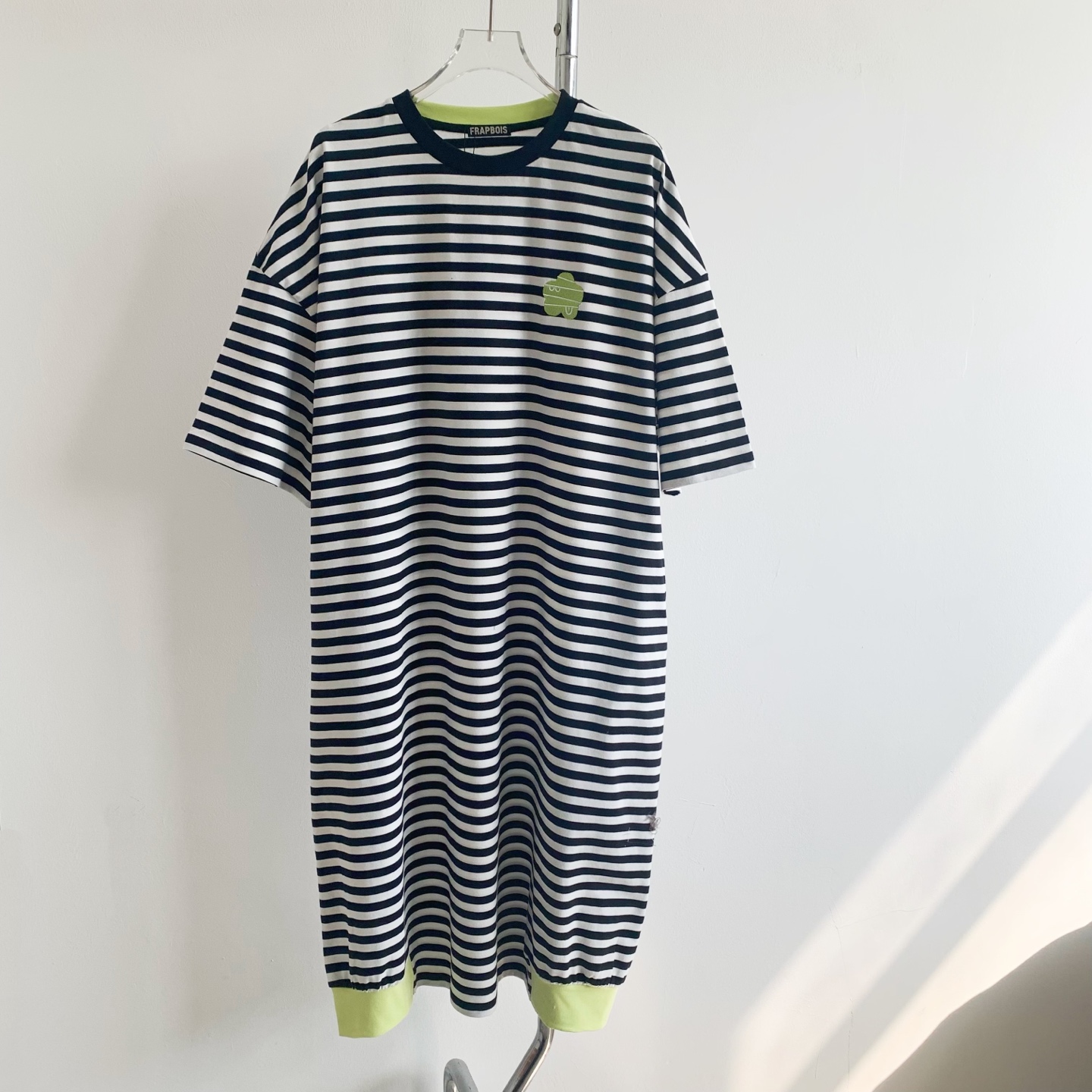 Frapbois 雲朵刺繡條紋短袖連身裙