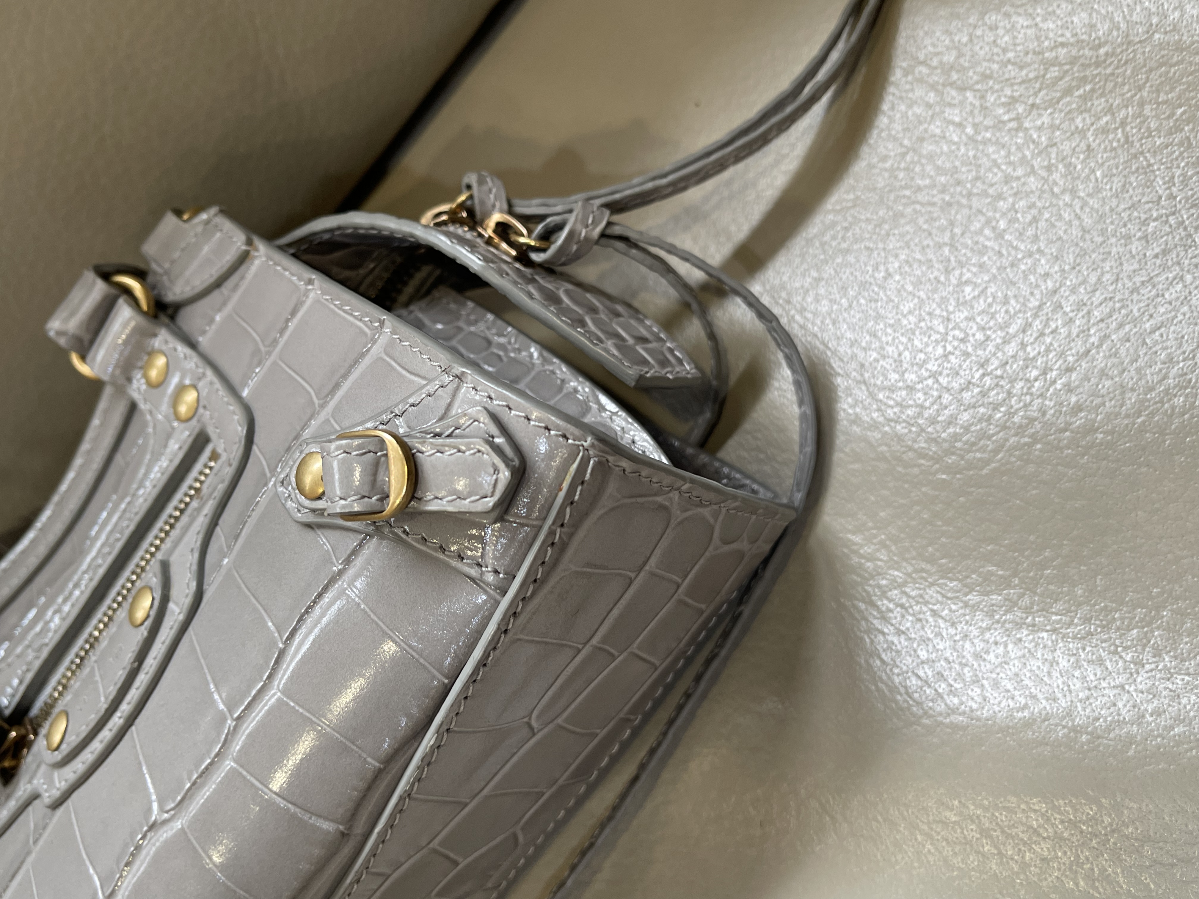 Pre-owned Balenciaga Neo Classic