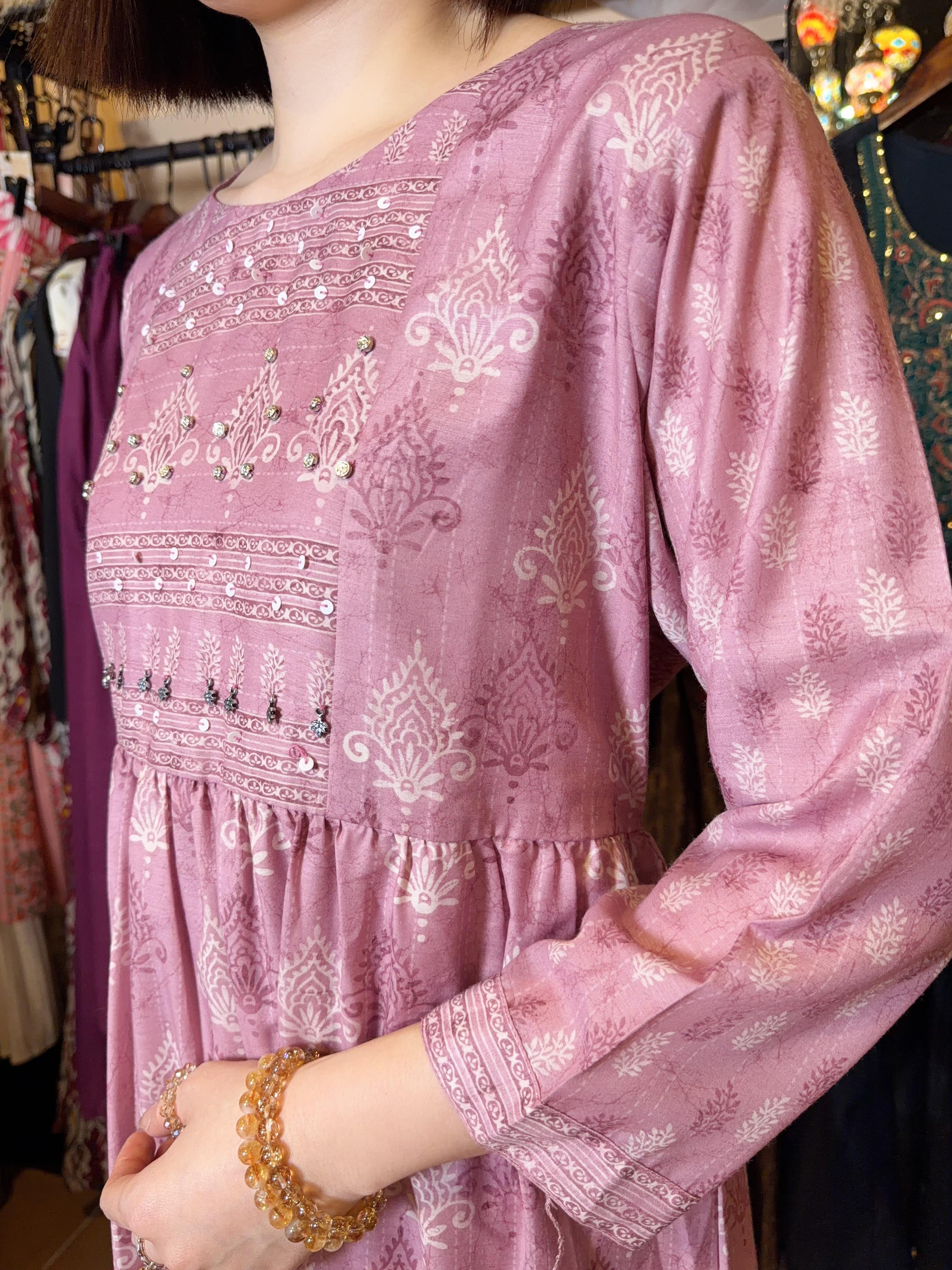 Light Taro Beads and Emb. OP 52" #1136