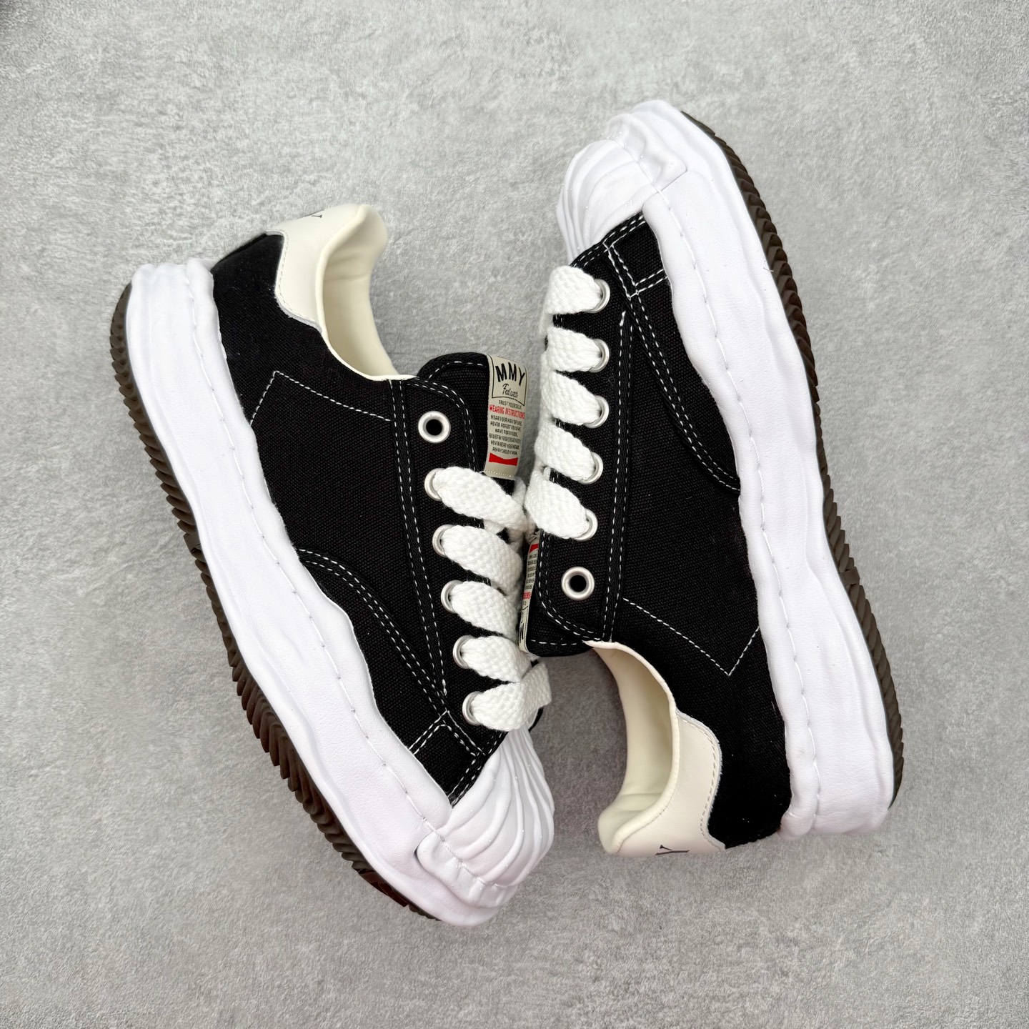Maison Mihara Yasuhiro MMY "BLAKEY" OG Sole Low-top Sneaker