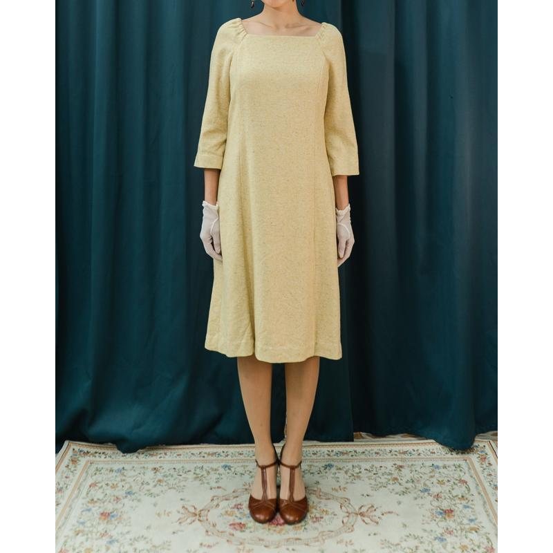 C.a. 1960-80s Japanese Light Mustard Yellow MOD style Two Way On and Off Shoulder Day Dress (MT1541)