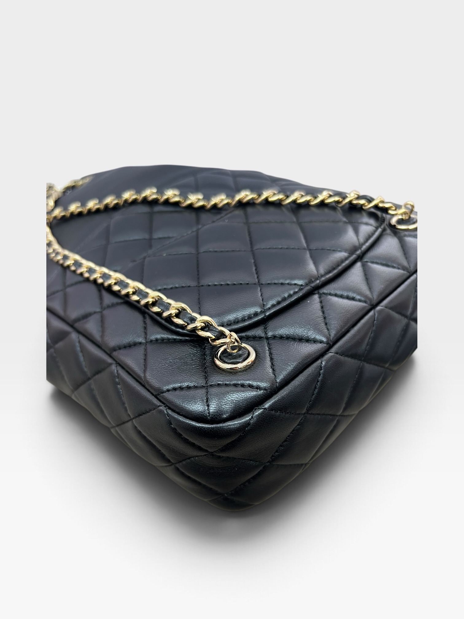 Pre-Owned Chanel Lambskin Quilted In Seoul Backpack / Product Code: 102801