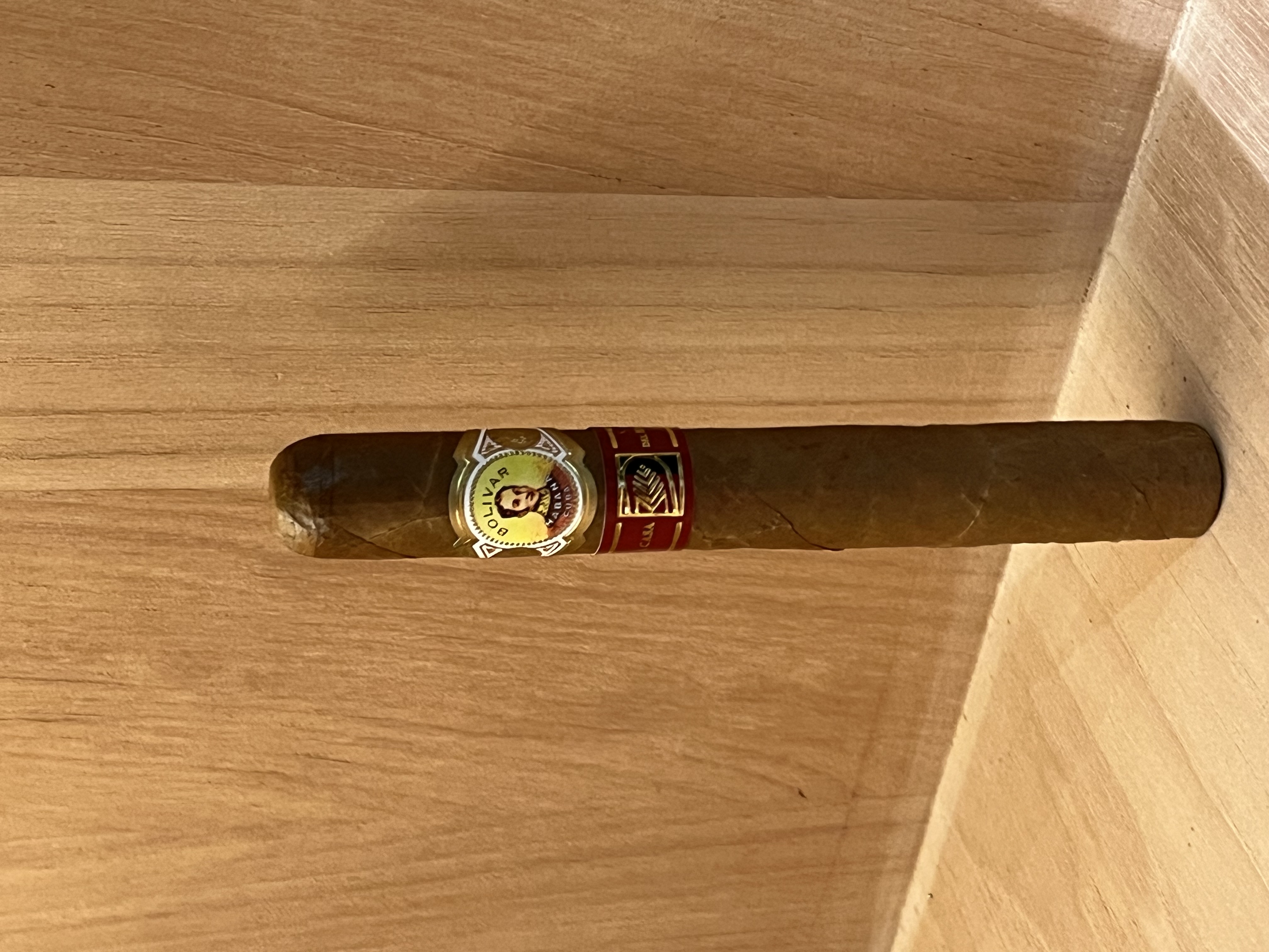 Bolivar玻利瓦爾解放者（單支）