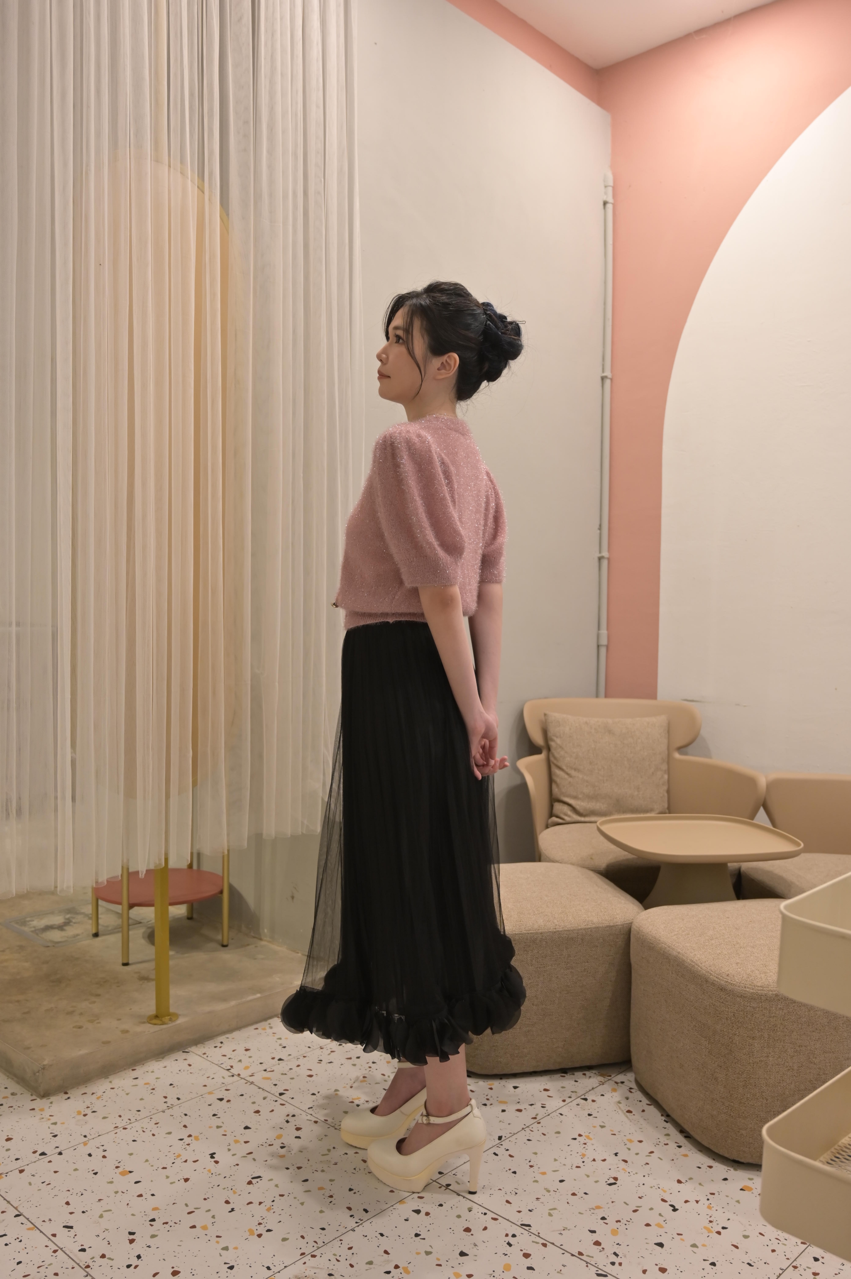 Shimmery Fuzzy Knit Cardigan with Puff Half Sleeves and V-Neck ‖ 微闪毛绒感五分袖V领针织开衫 KR019330