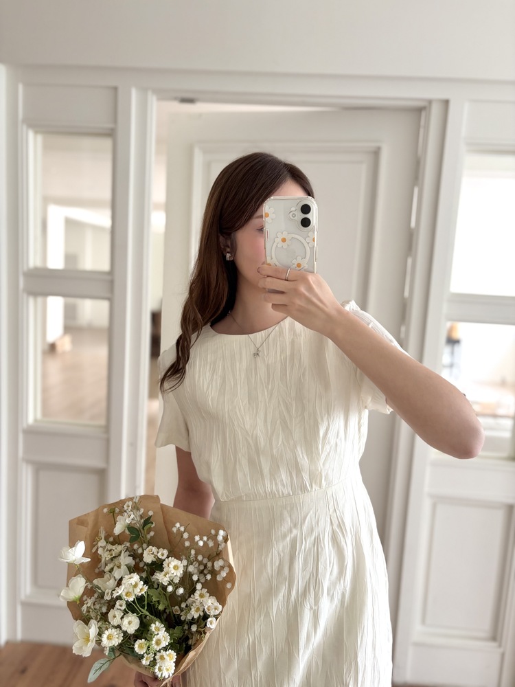 Lune Textured Dress (Ivory)