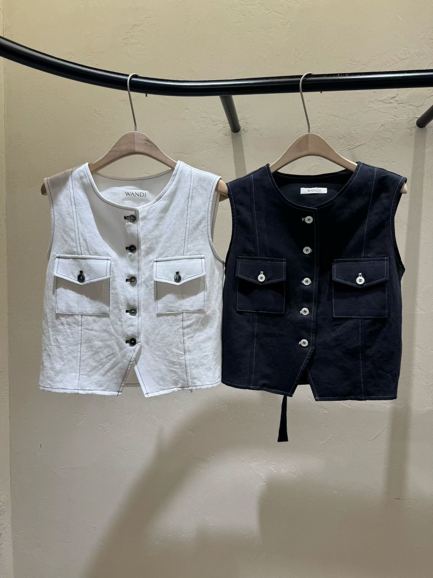 Vest outer