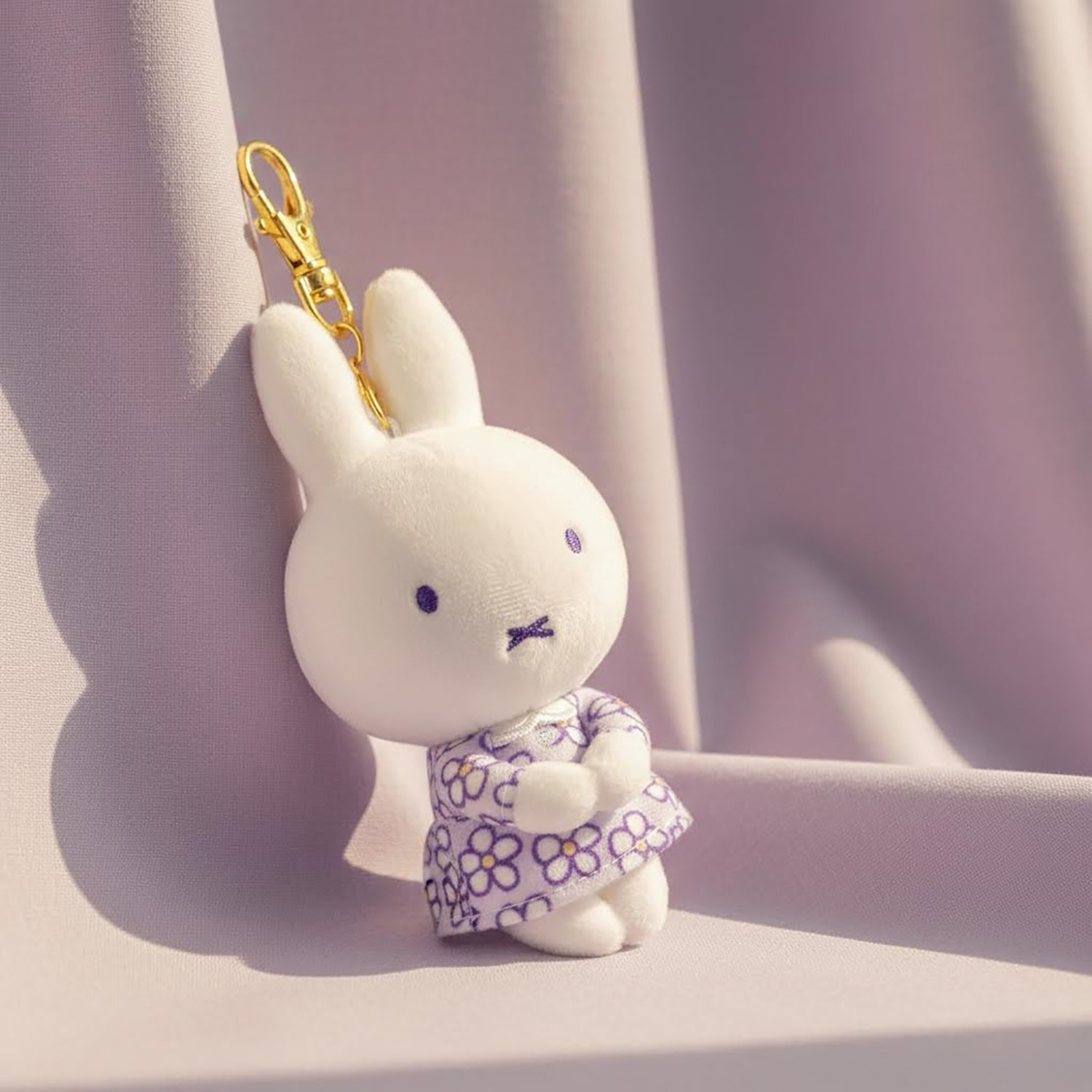 Miffy - 公仔掛飾 (紫色花裙子款)
