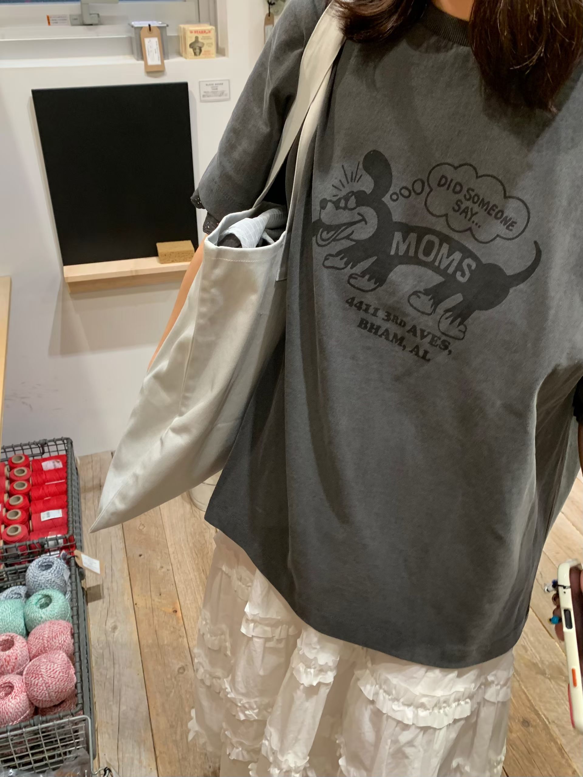 小狗Print 通花邊袖Tee