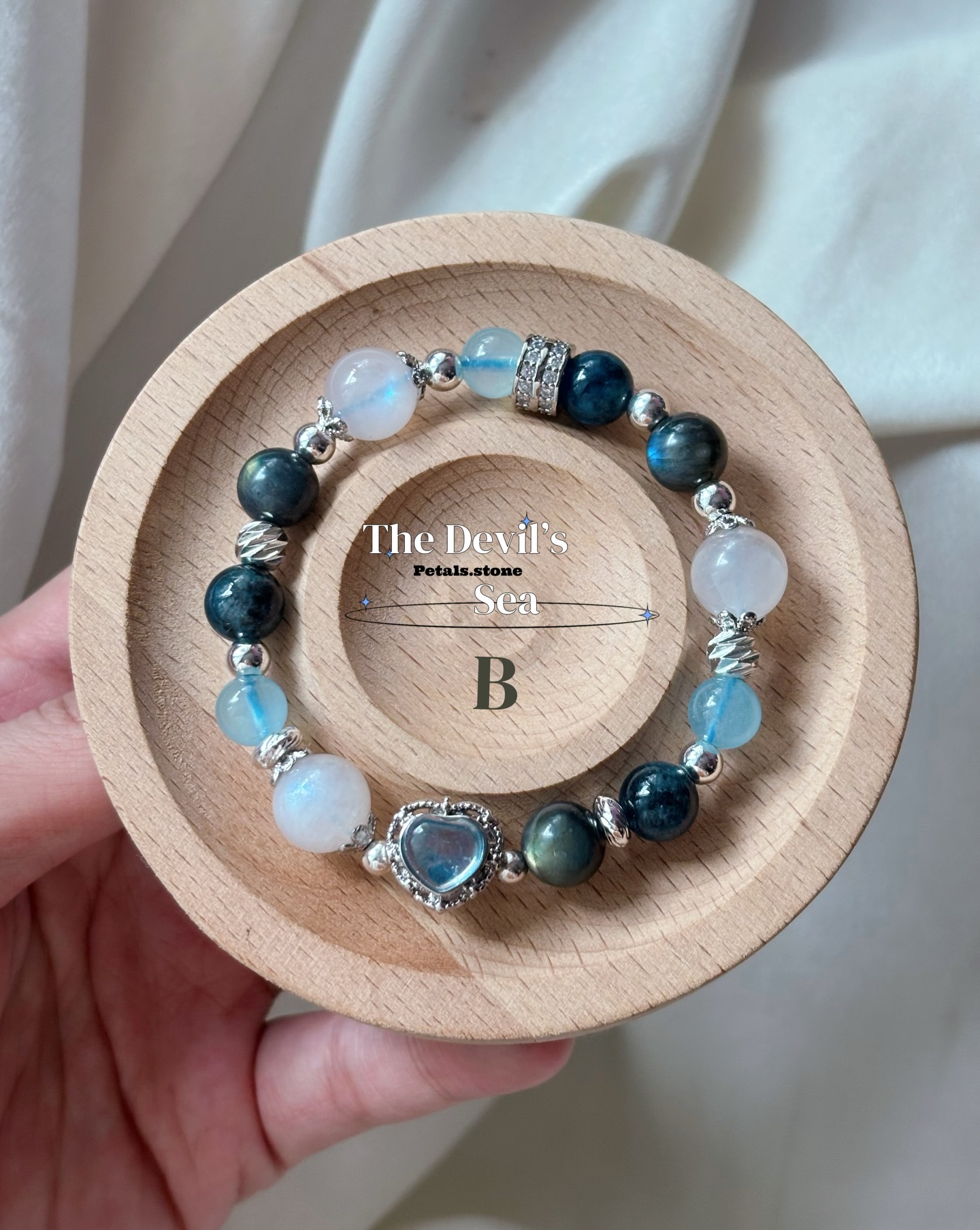 ˖°𓇼𝐓𝐡𝐞 𝐃𝐞𝐯𝐢𝐥’𝐬 𝐒𝐞𝐚 ⋆