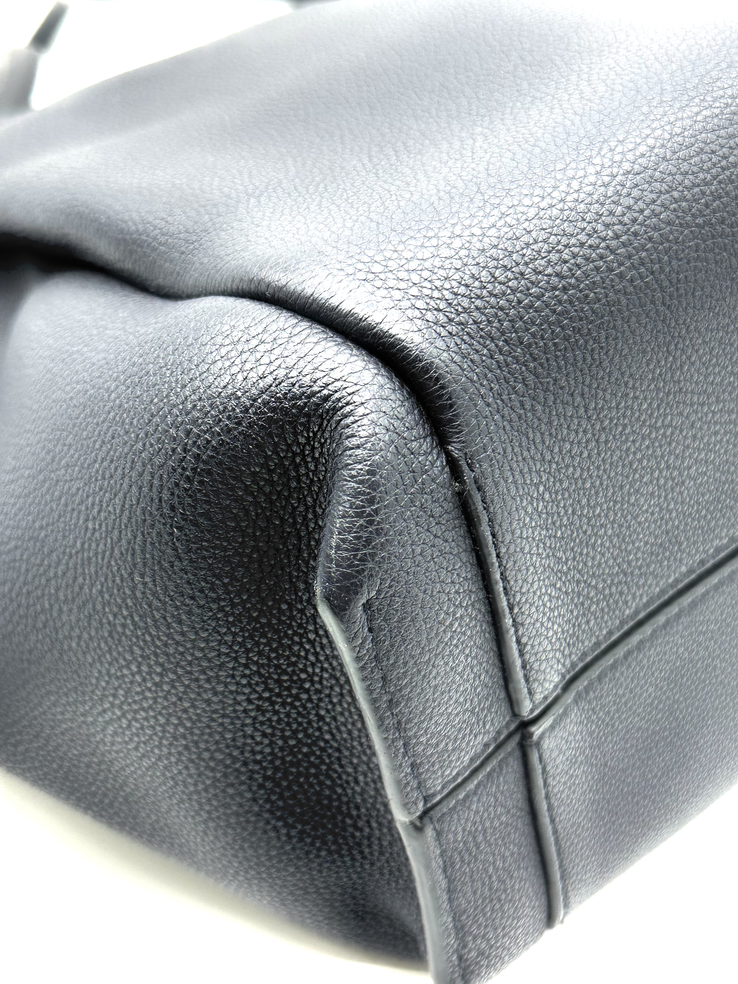 Pre-owned Loewe Flamenco Knot Tote /Product code: 26040102 