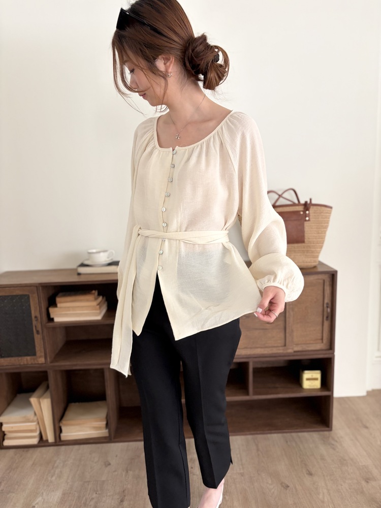 Eloise Tie-Neck Blouse (Cream)