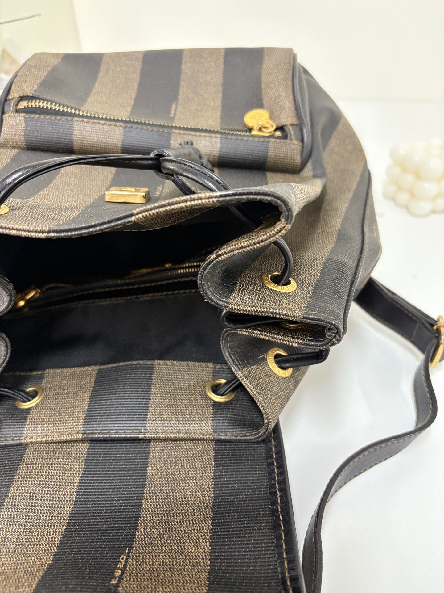 【預訂貨品】Fendi老花胡桃木書包🎒