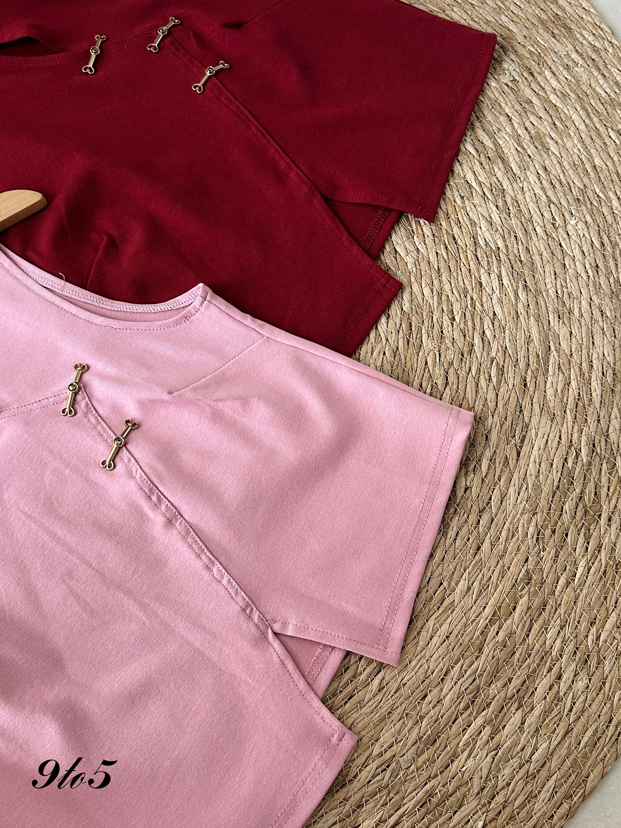 T3936 Sleeveless Cheongsam Top - 4 Colors