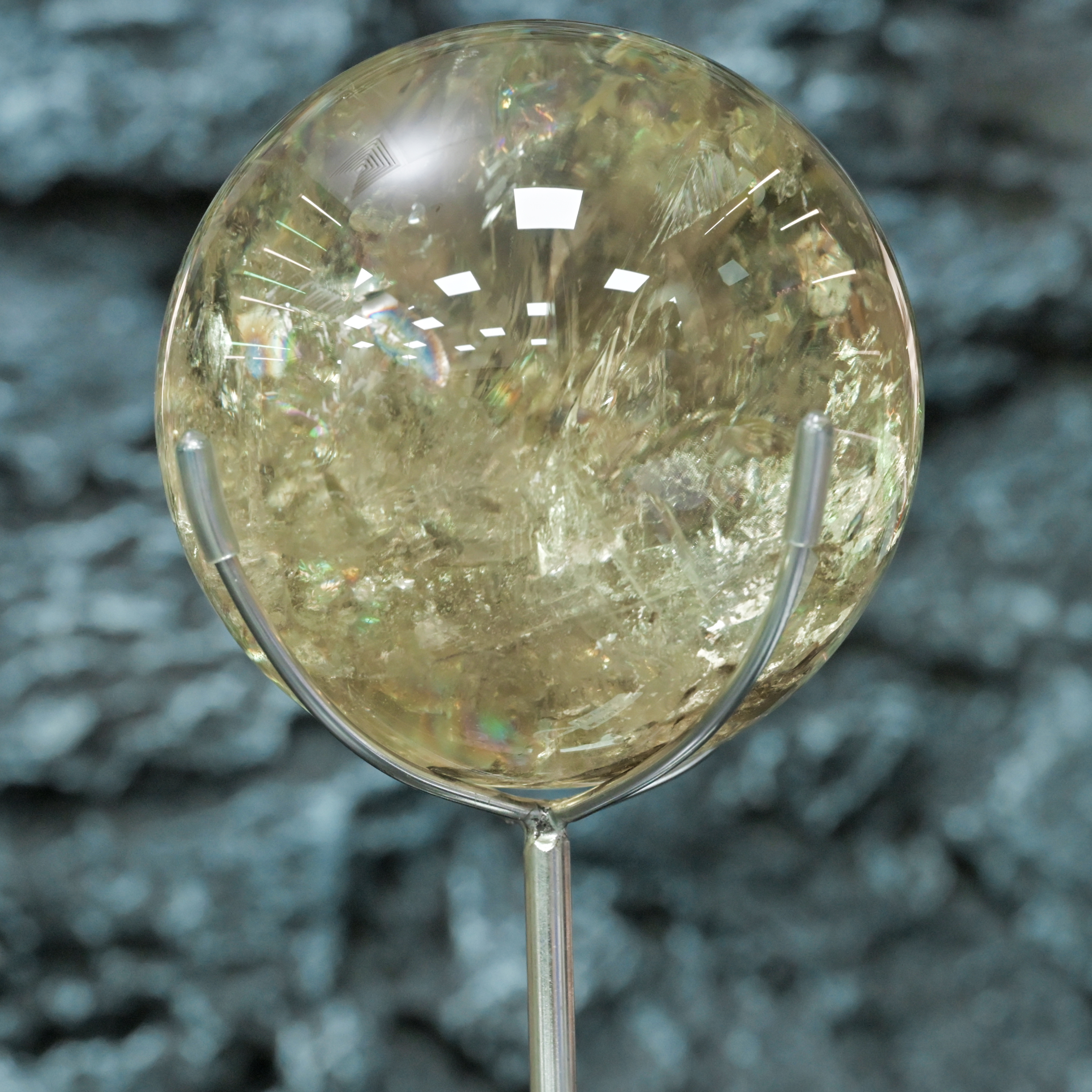 巨型黃水晶球｜內藏萬年冰封・立體金色金字塔｜重量級鎮宅招財風水重器｜#202610019