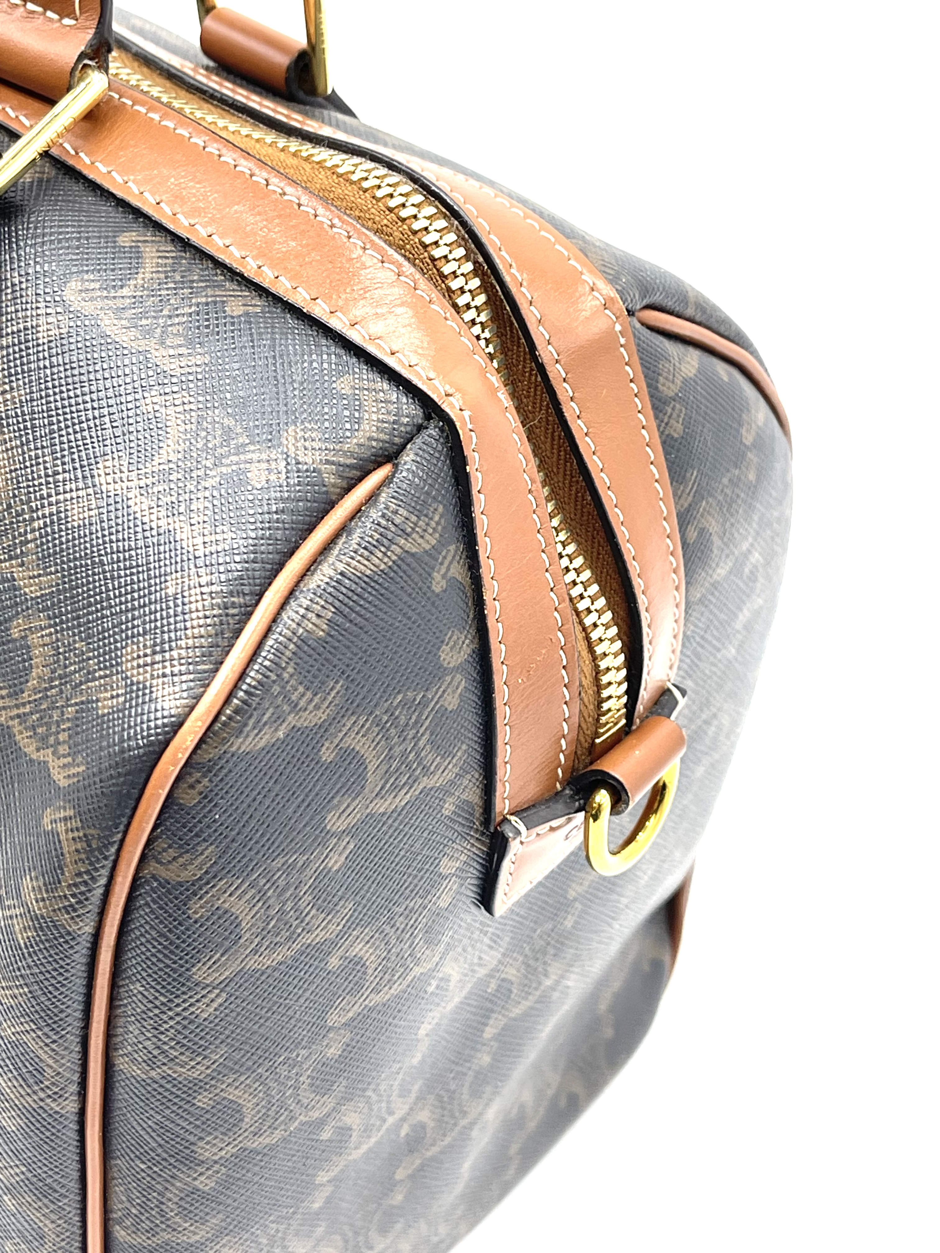 Pre-owned Celine Triomphe/ Product Code: 26040304