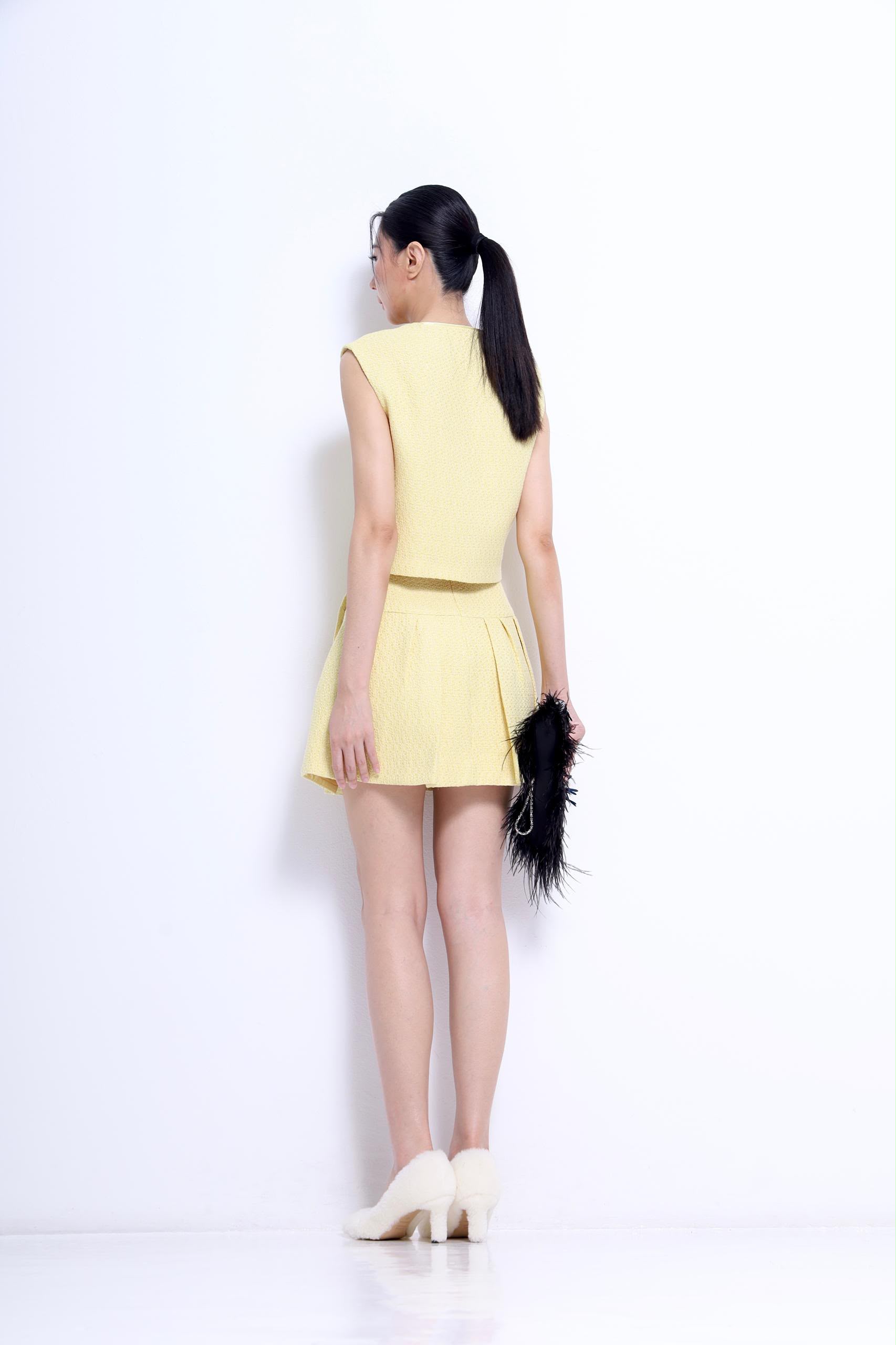 CB2780 + CS1440 Lumière Tweed Vest & Skort Set