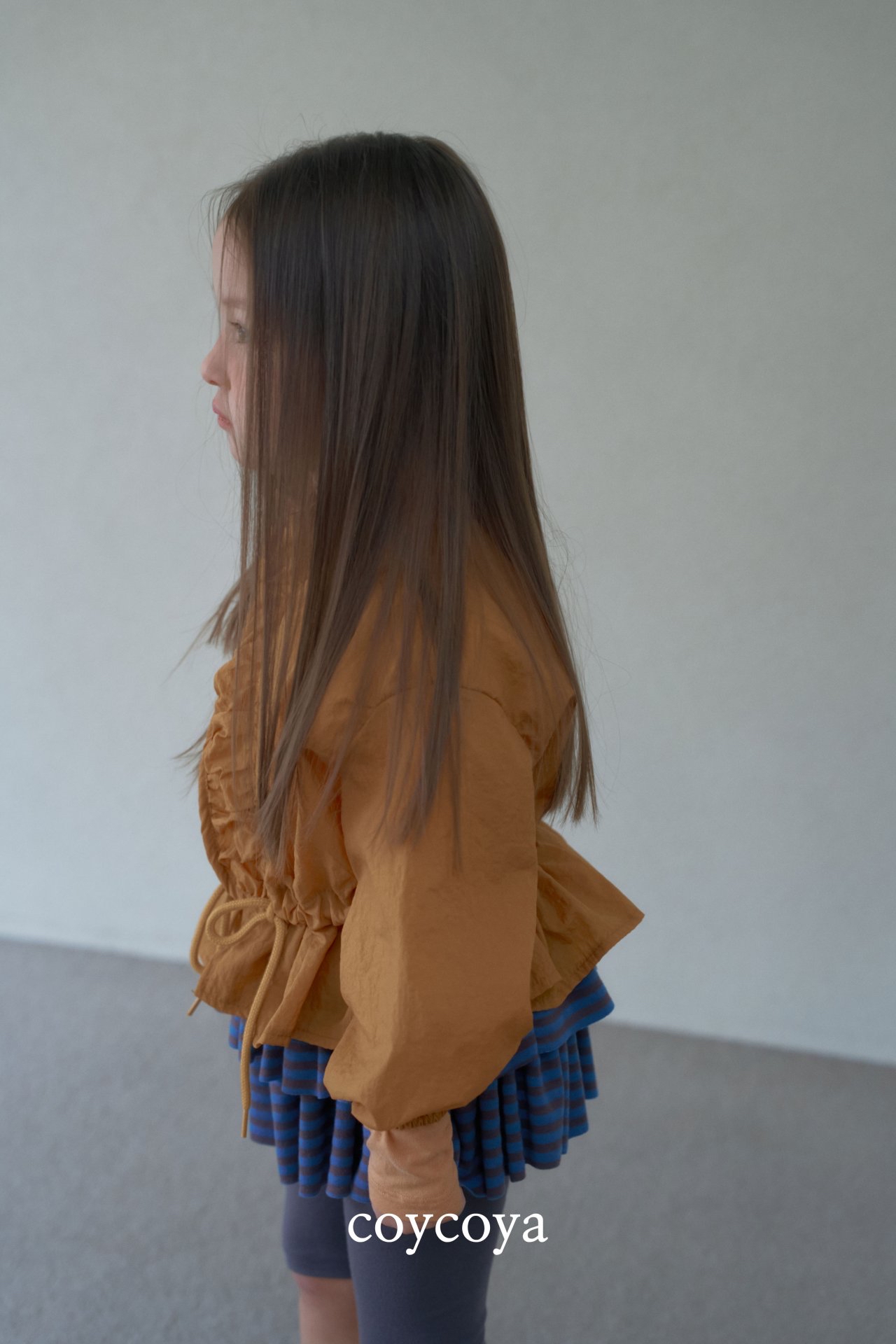 🌸預訂 韓國直送🌸🇰🇷COYCOYA兩色褶皺荷葉邊拉鍊防風外套連收納袋