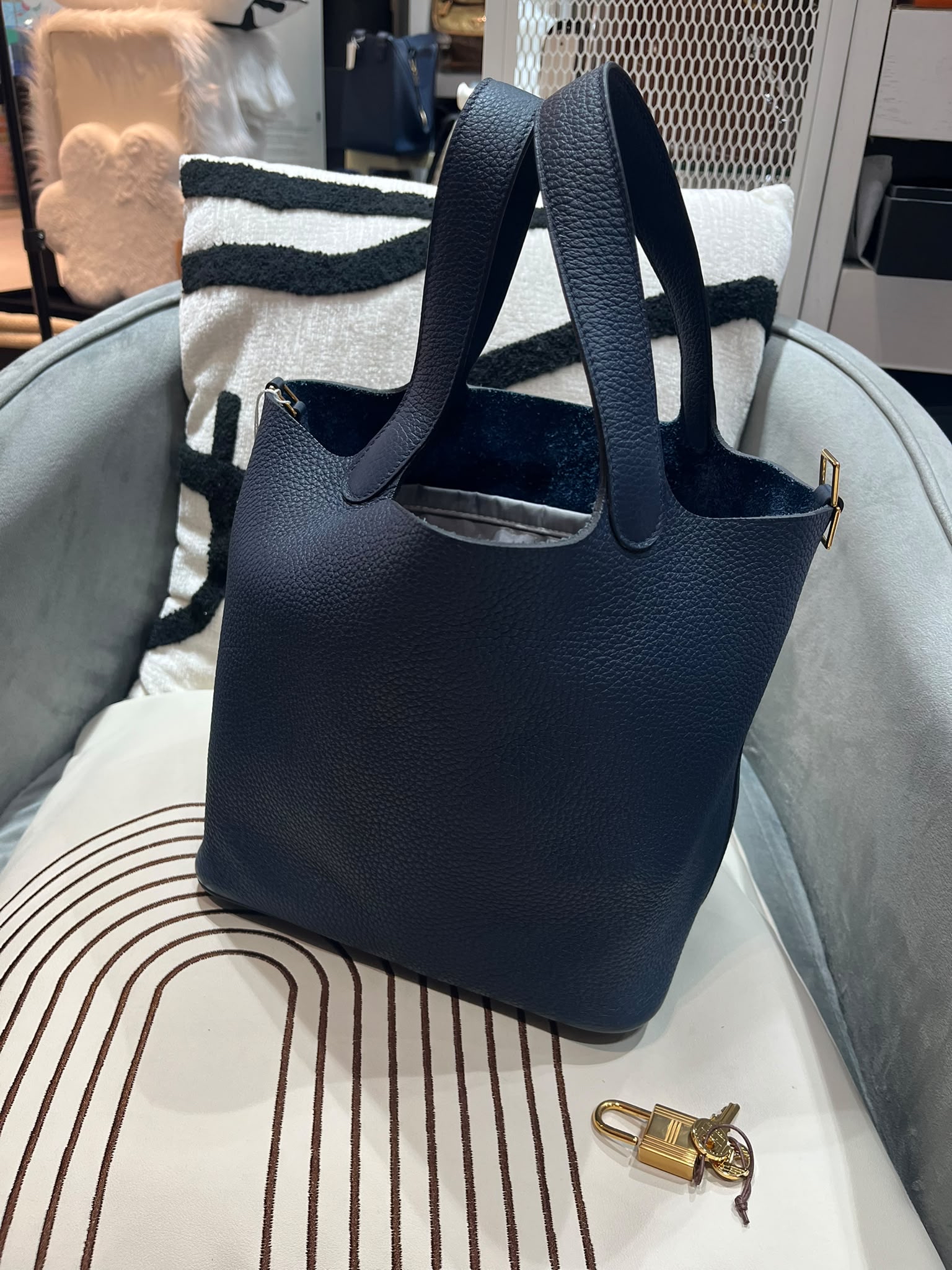 Hermes Picotin 22 Stamp U 100%Authentic, 95%New ✅Key Lock ✅Dust bag