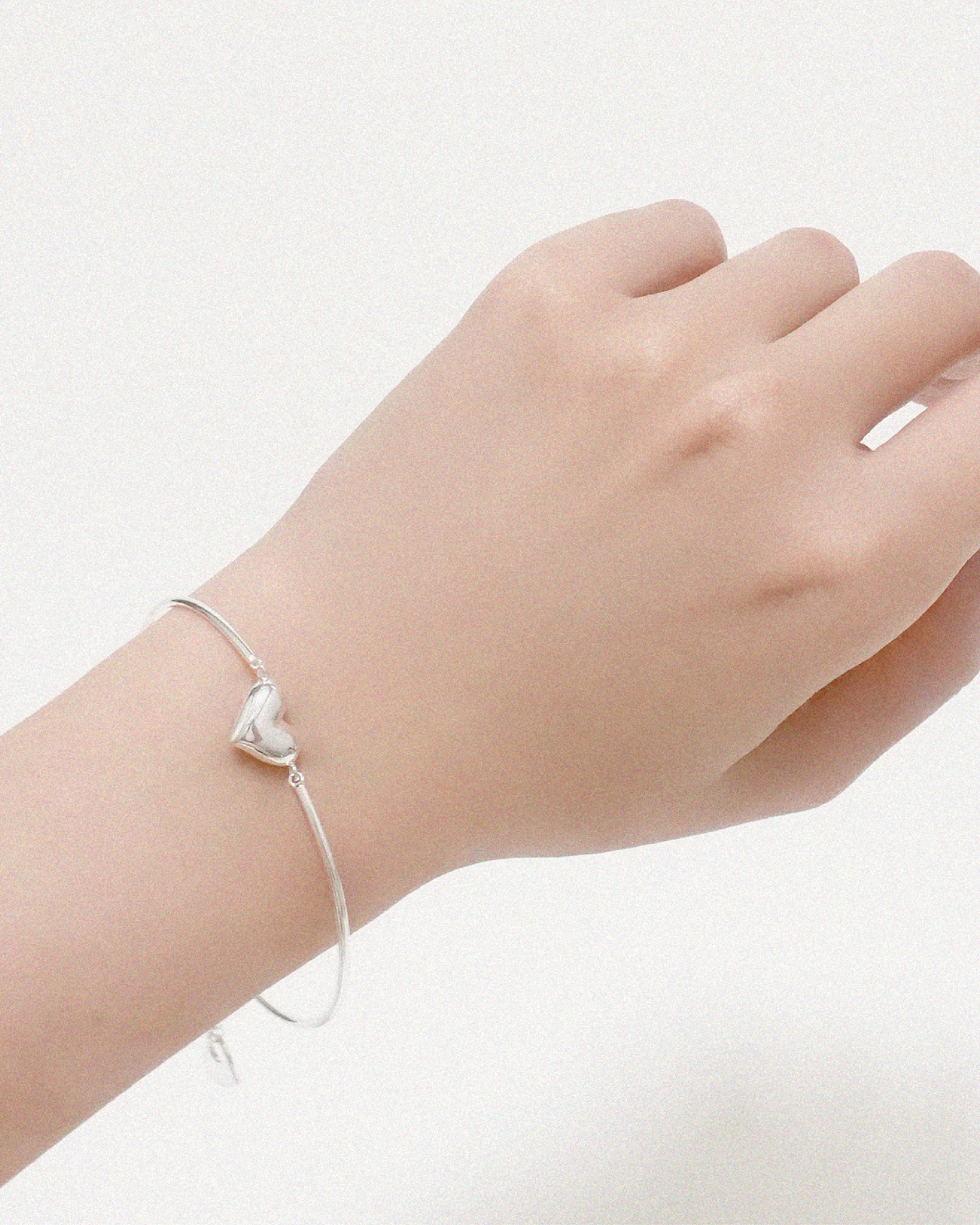 Chic Heart Cuff Bracelet