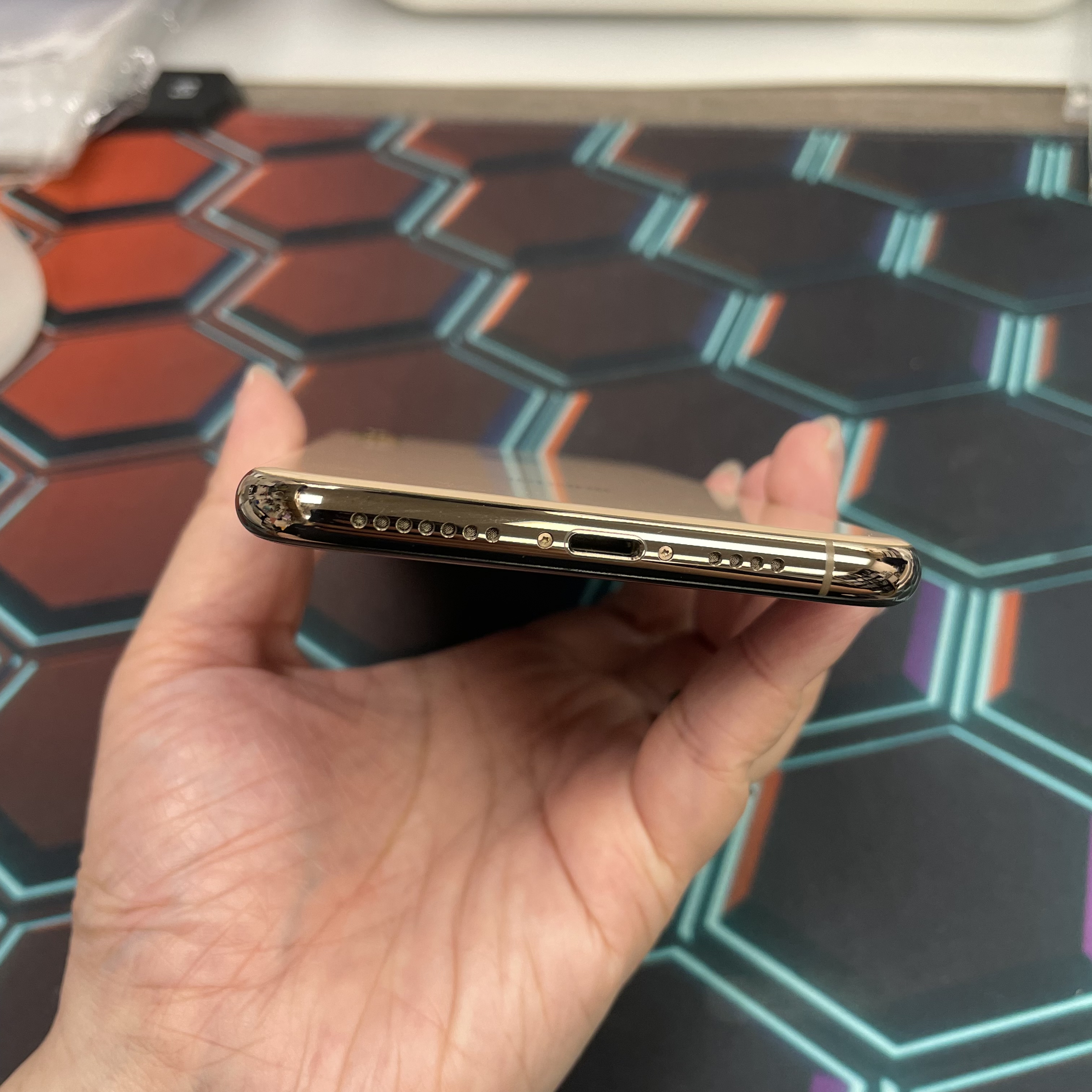 *7685 XS Max 勁靚機 256GB 電87 金色 gold 