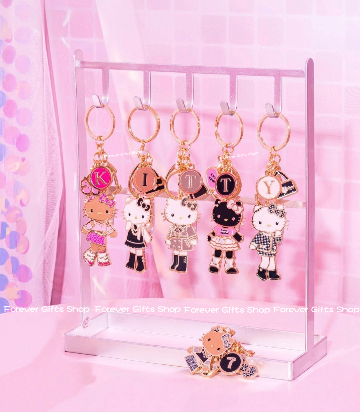 （約6月尾到貨）🇹🇼台灣超商限定 限量長腿Kitty 金屬吊飾1套6入💕