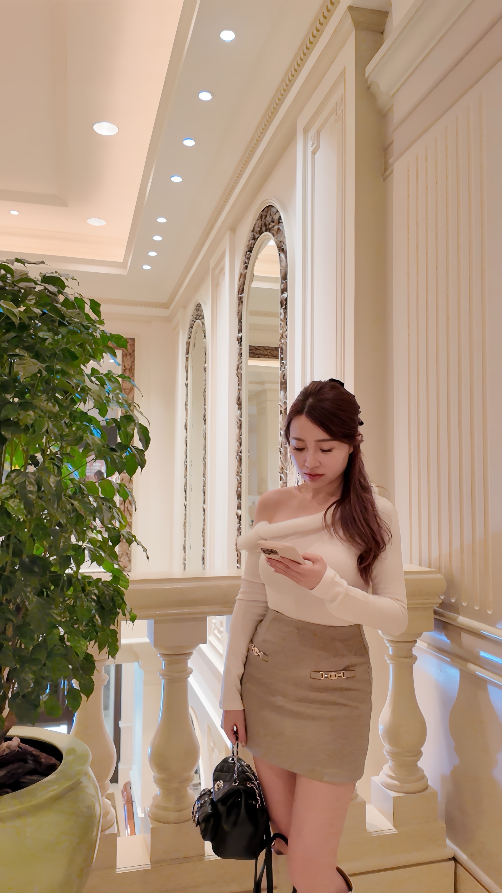 ♥︎節日感毛毛斜肩小上衣