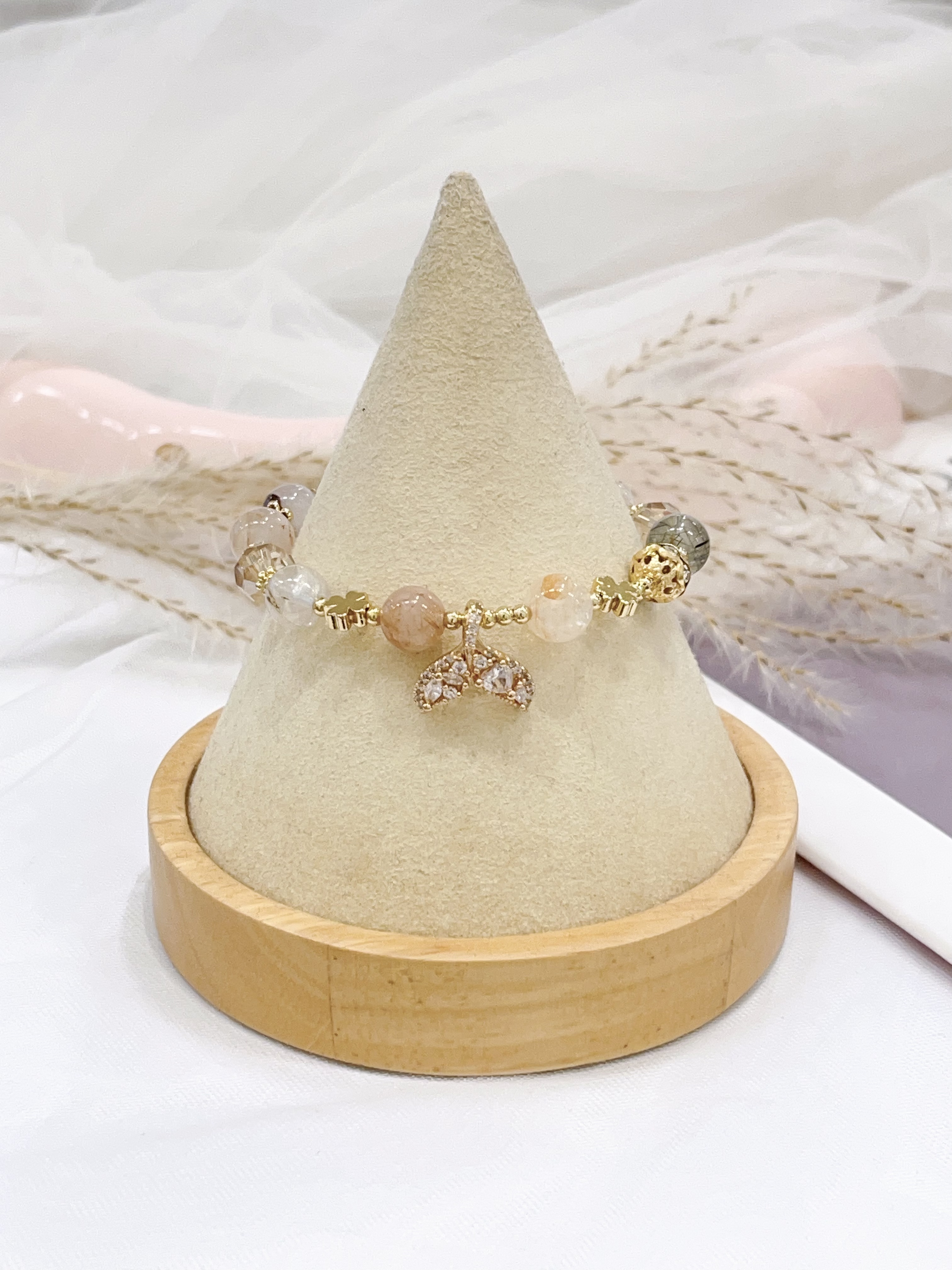 🧜‍♀️ 彩发晶多宝 × 美人鱼尾手串 Multicolor Rutilated Quartz & Mermaid Tail Charm | 8mm