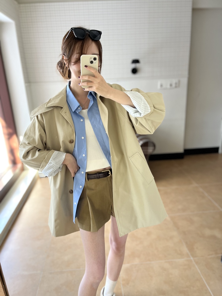 Stripe-Lined Relaxed Trench Coat (Beige)