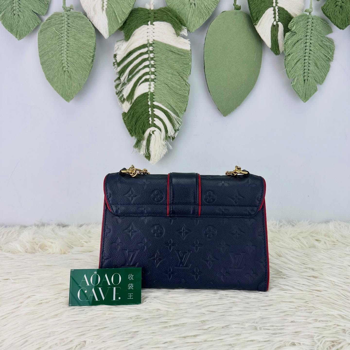 LV 🤍PRE OWNED Saint Sulpice 藍色真皮壓紋鏈條包💙