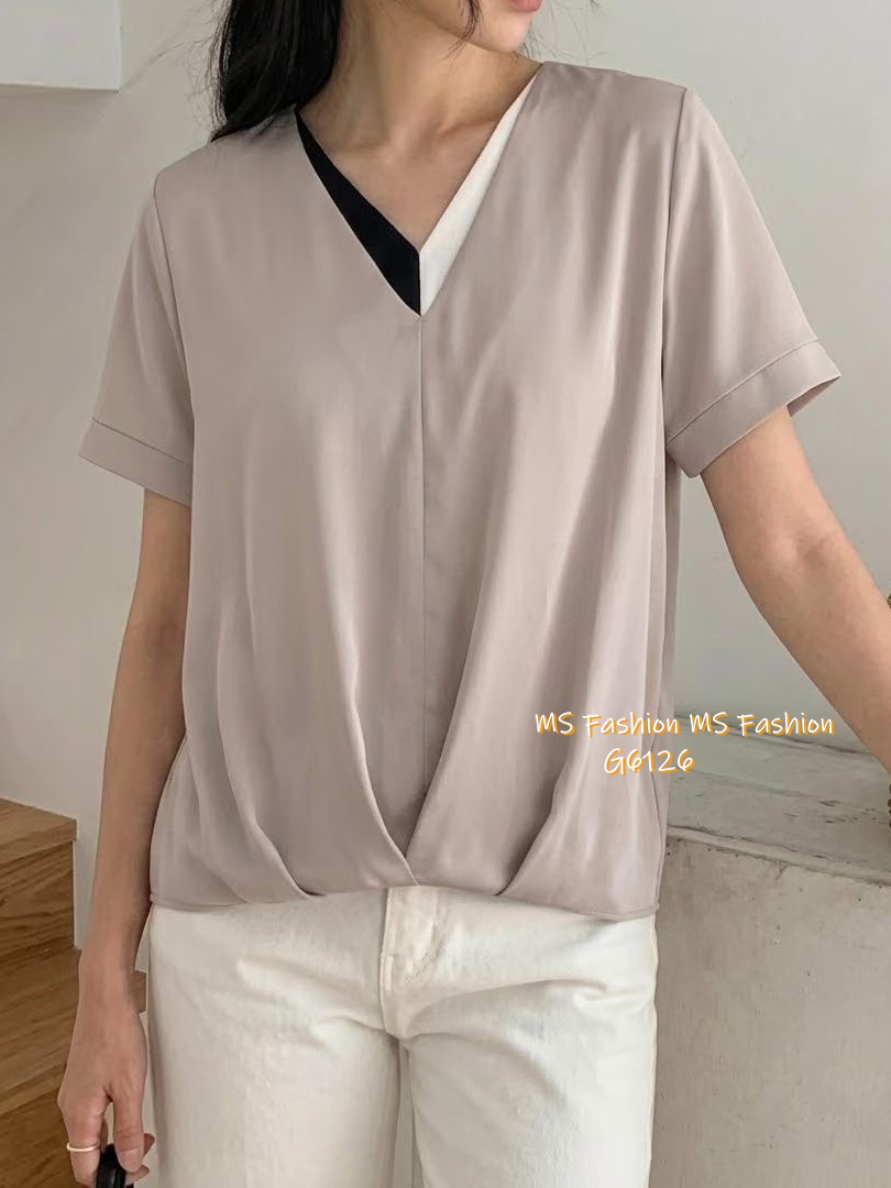 G6126 韓國🇰🇷靚料V領拼邊top