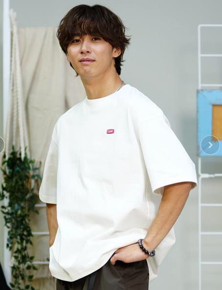 $105件。2件起$95件。3色選擇/Chums Archive Design前刺繡短袖