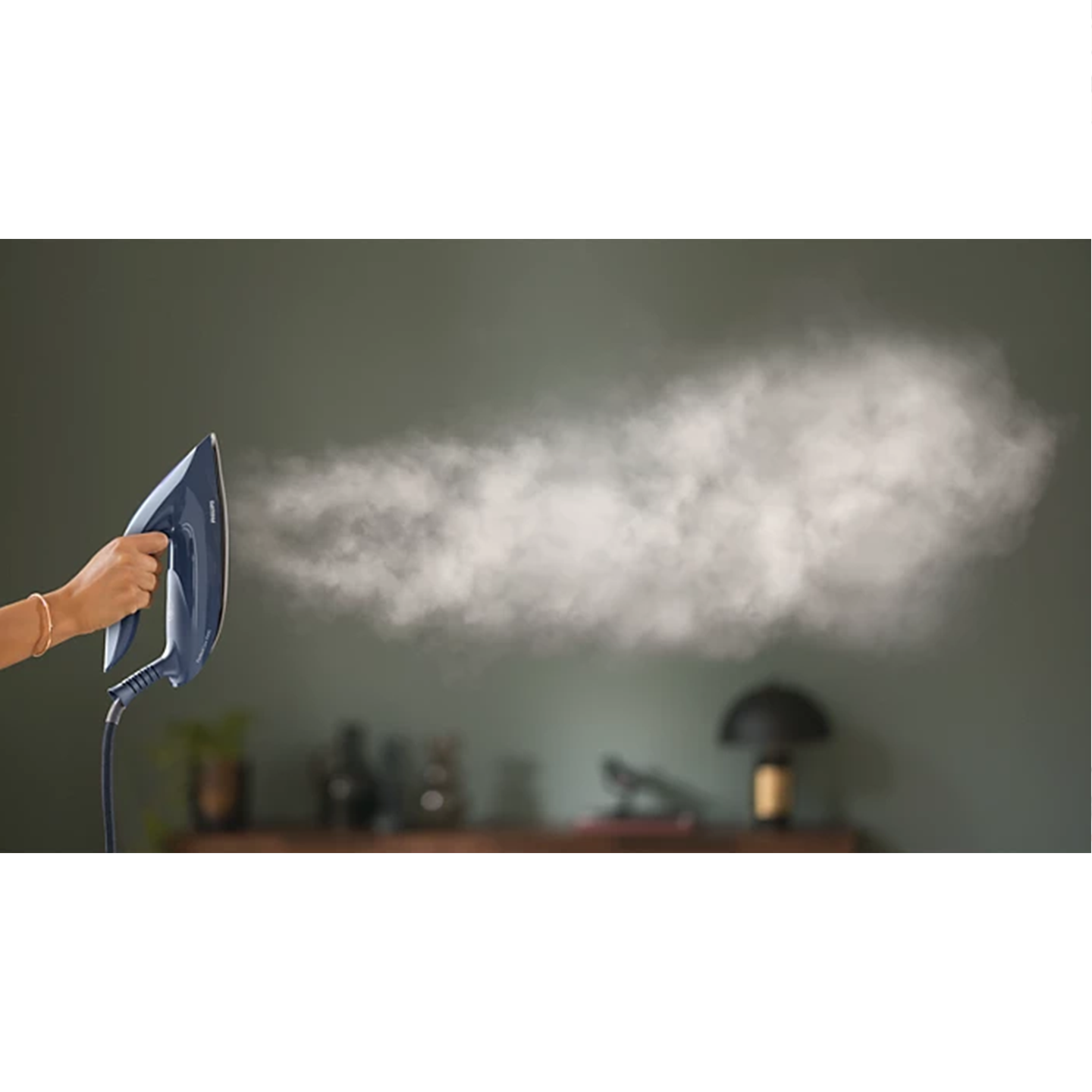 Philips PerfectCare 7000 Series 2100W Steam Generator Iron with Board (PSG7030/20)