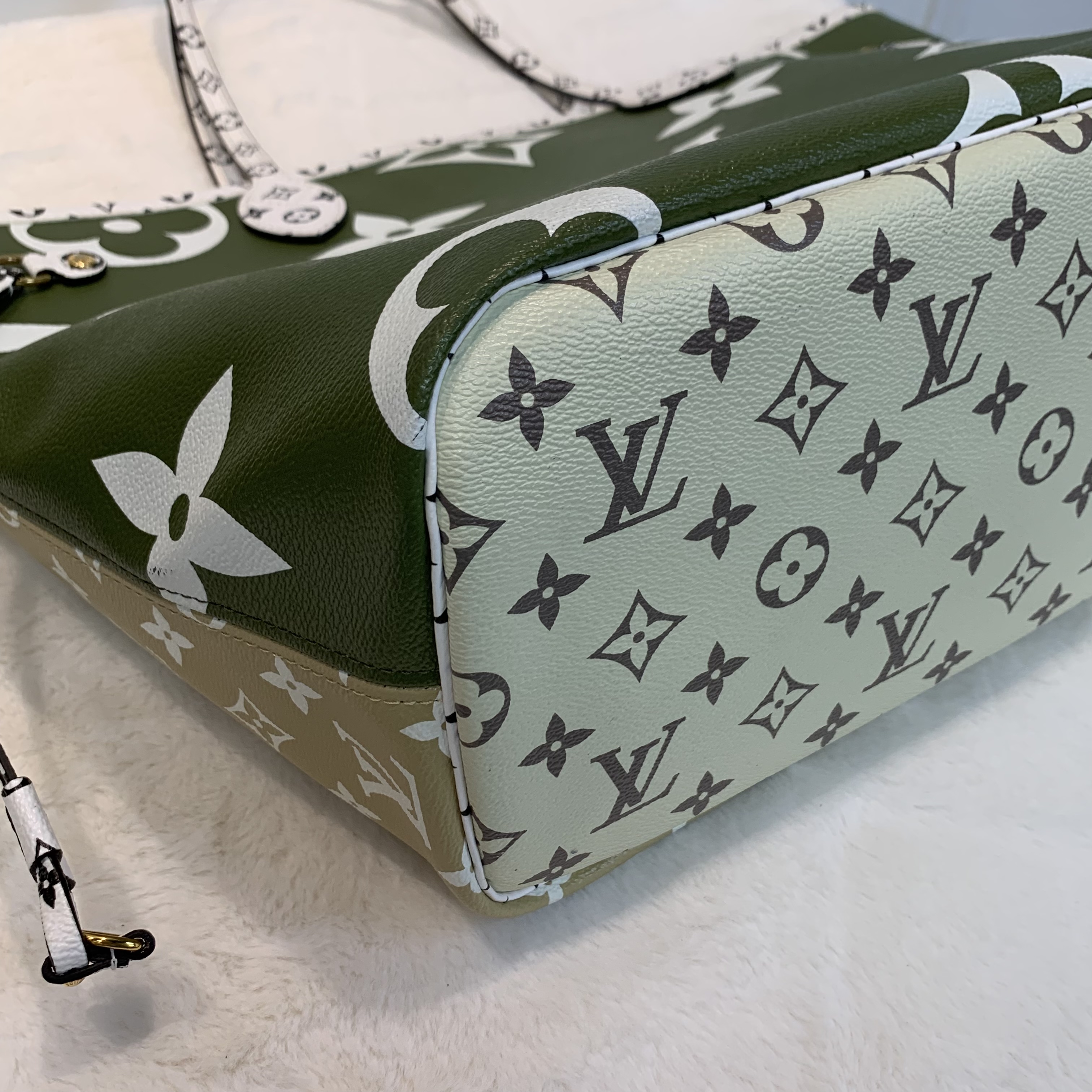 Lv neverfull mm 雙拼色tote 日常通勤大容量適用❤️‍🔥