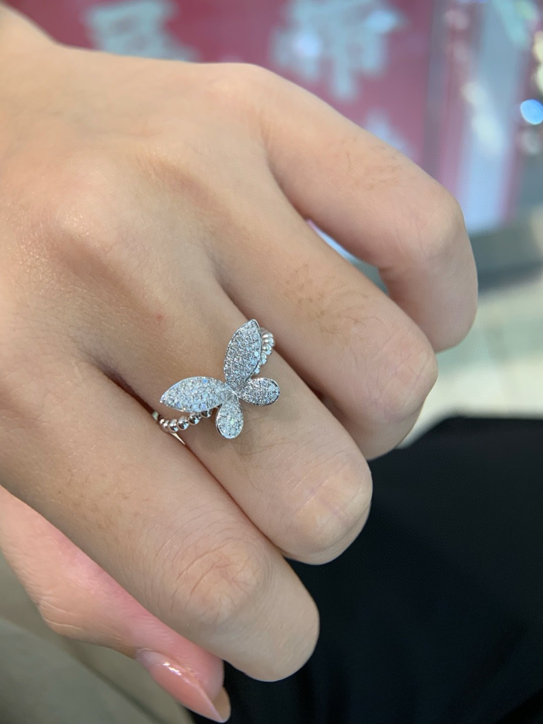 18K Diamond Ring 